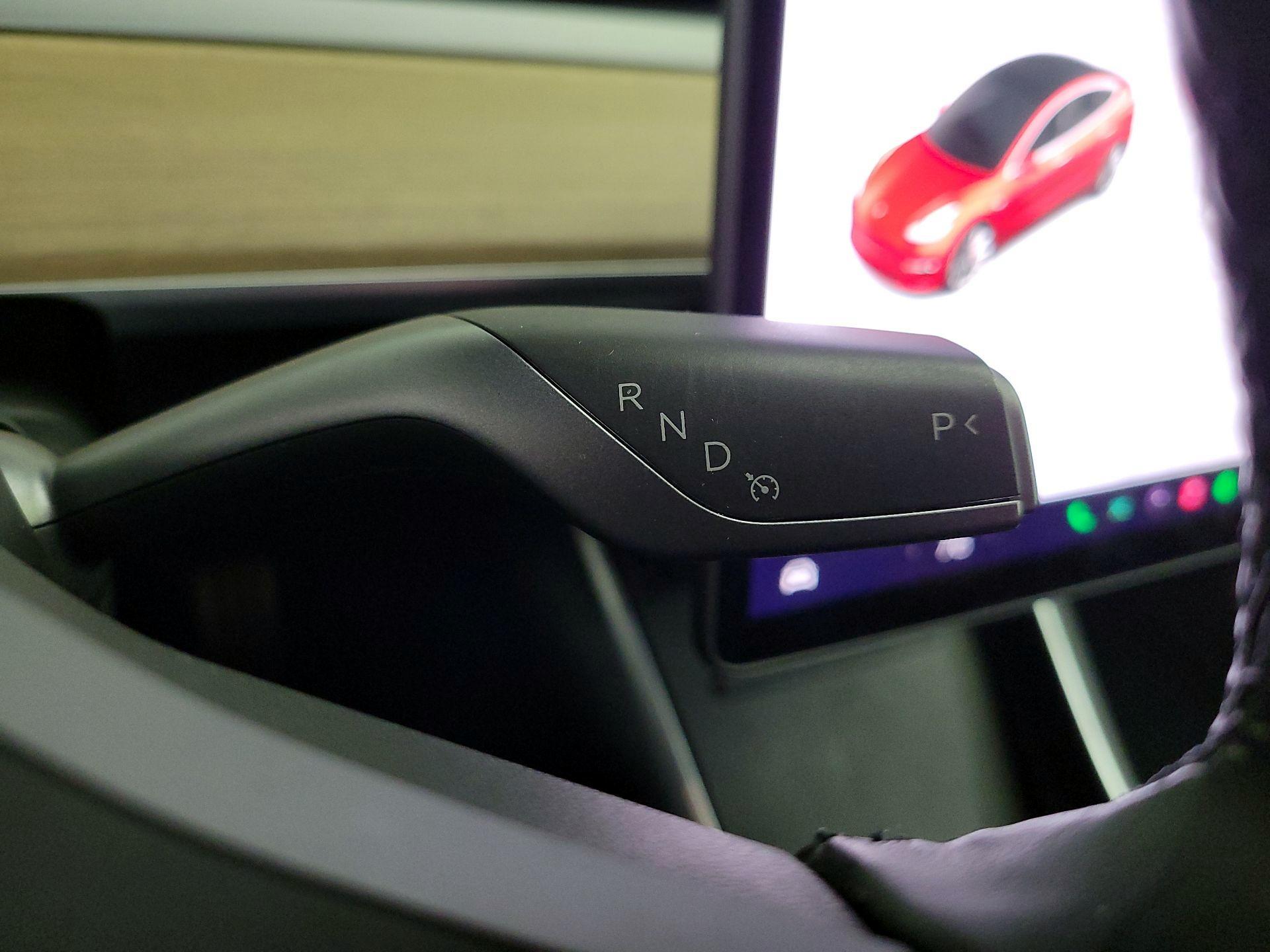 Thumbnail: 2019 Tesla Model 3 - 17