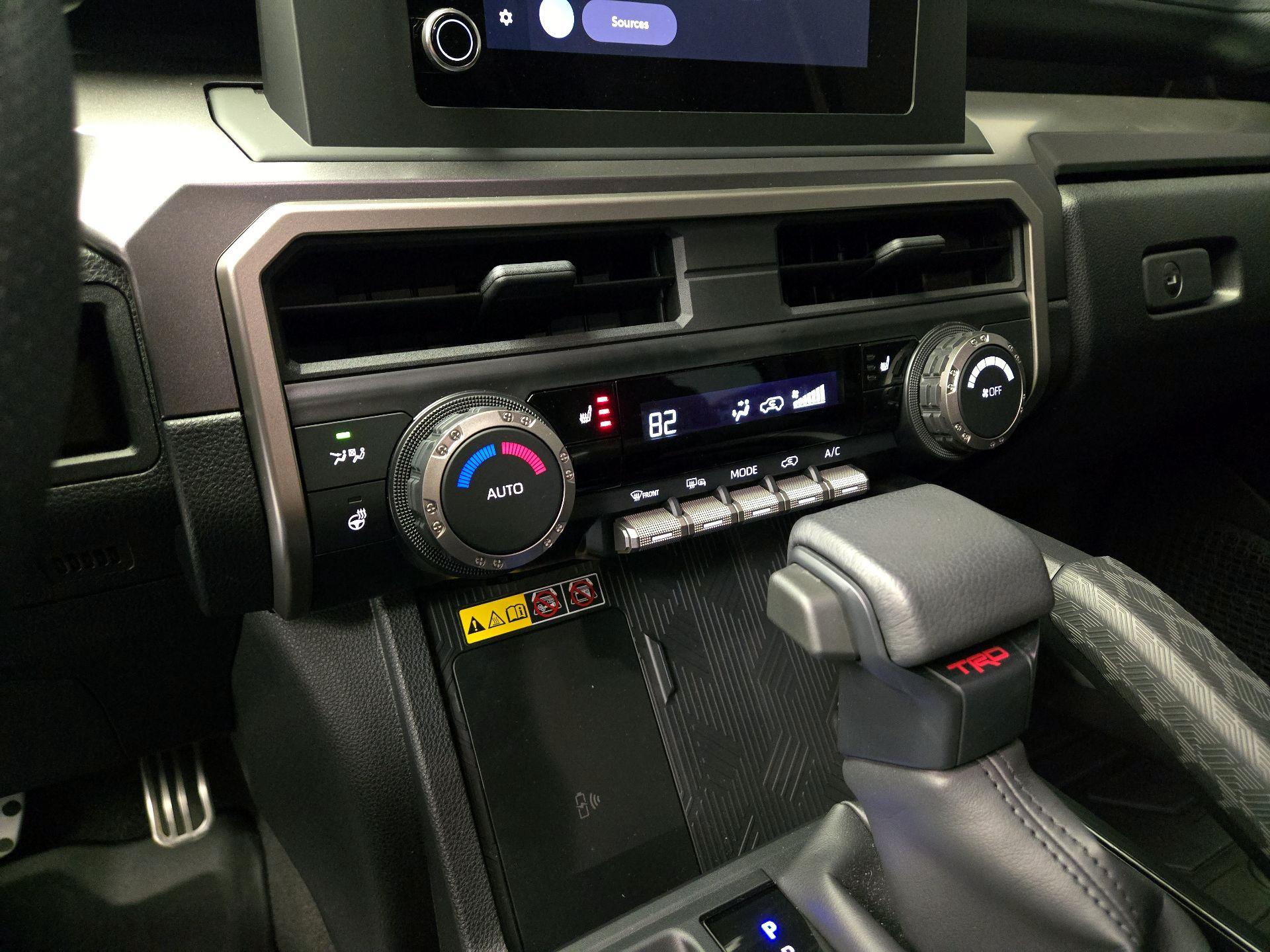 Thumbnail: 2025 Toyota 4Runner - 16