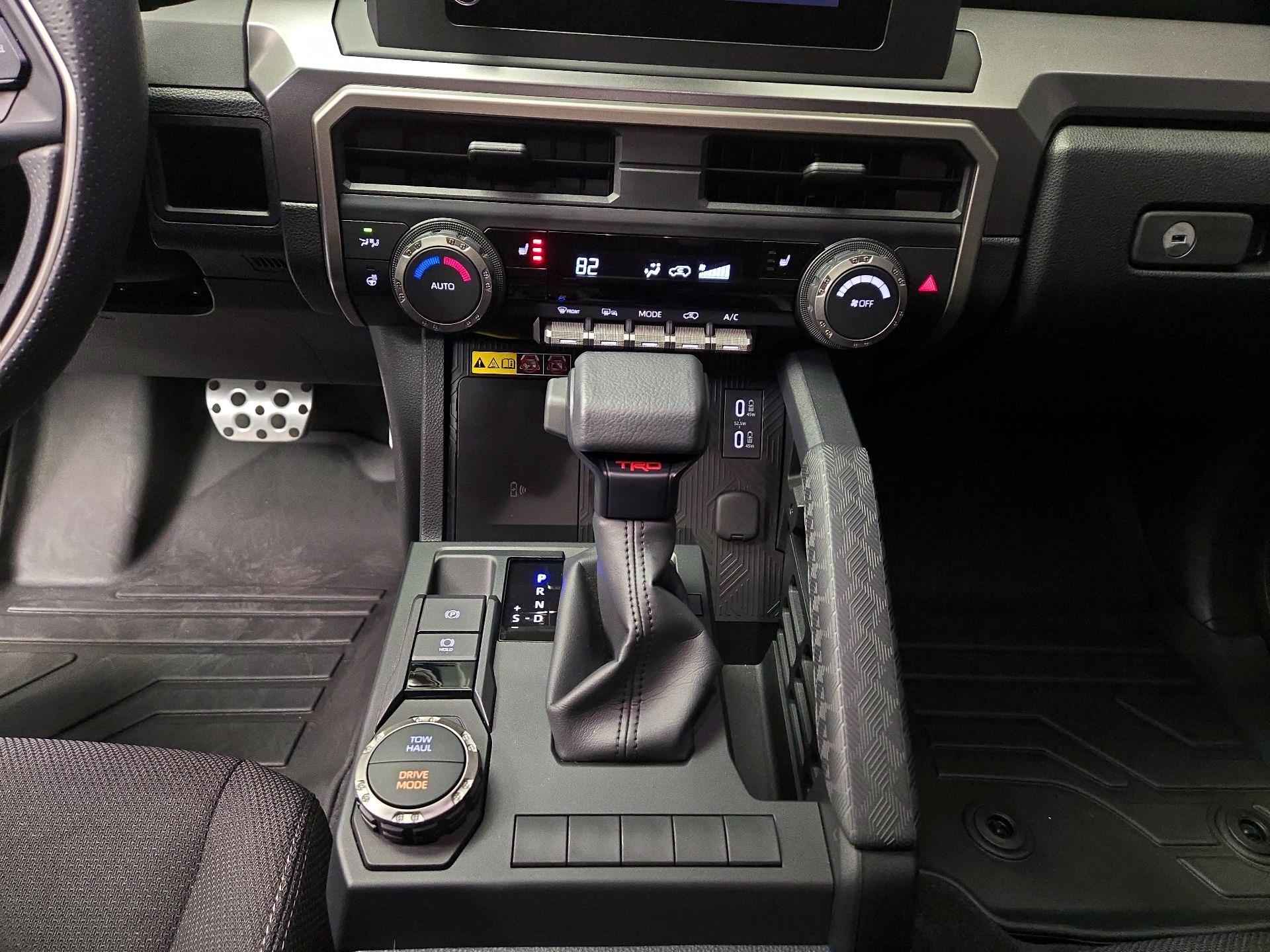 Thumbnail: 2025 Toyota 4Runner - 17