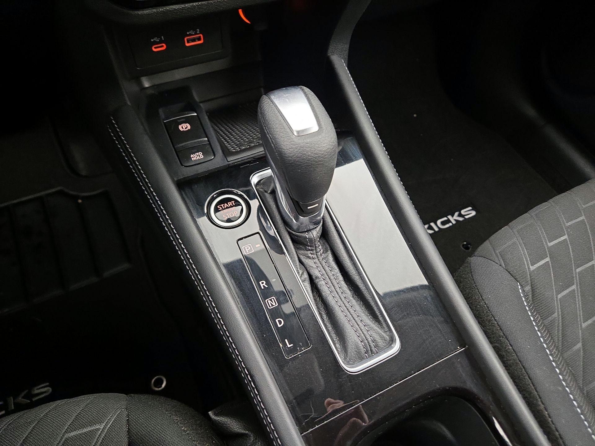 Thumbnail: 2022 Nissan Kicks - 16