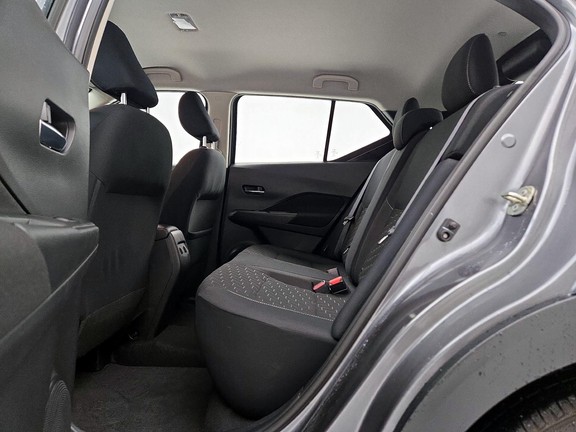 Thumbnail: 2022 Nissan Kicks - 18