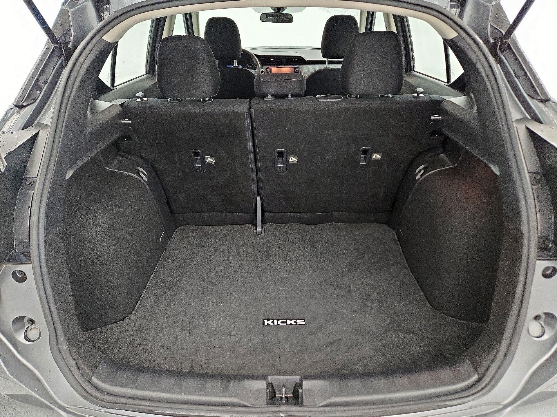 Thumbnail: 2022 Nissan Kicks - 19