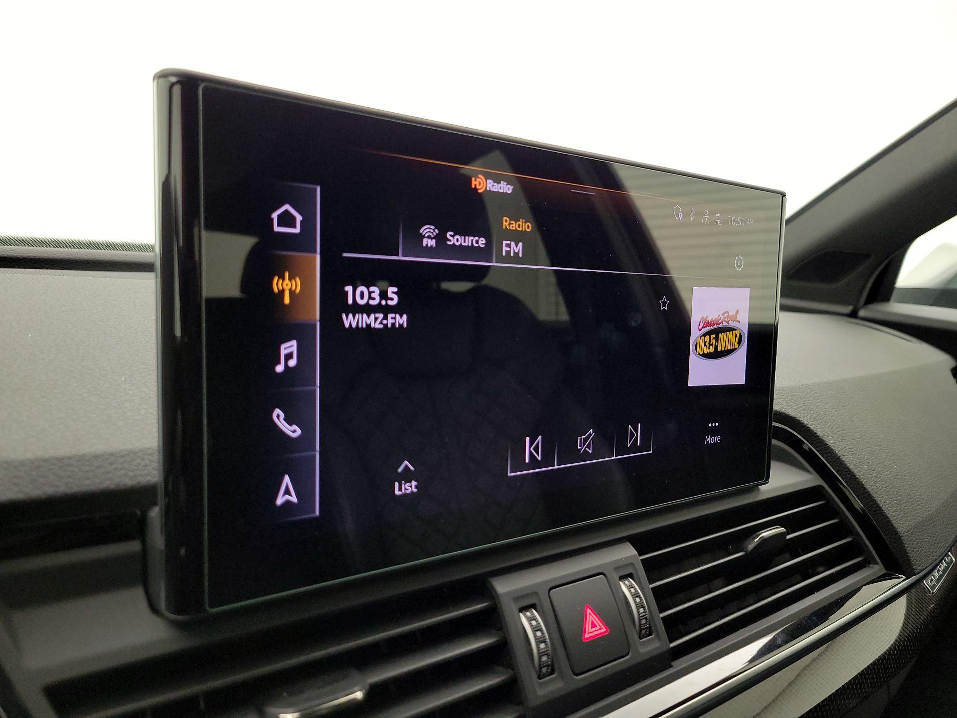 Thumbnail: 2023 Audi SQ5 - 16