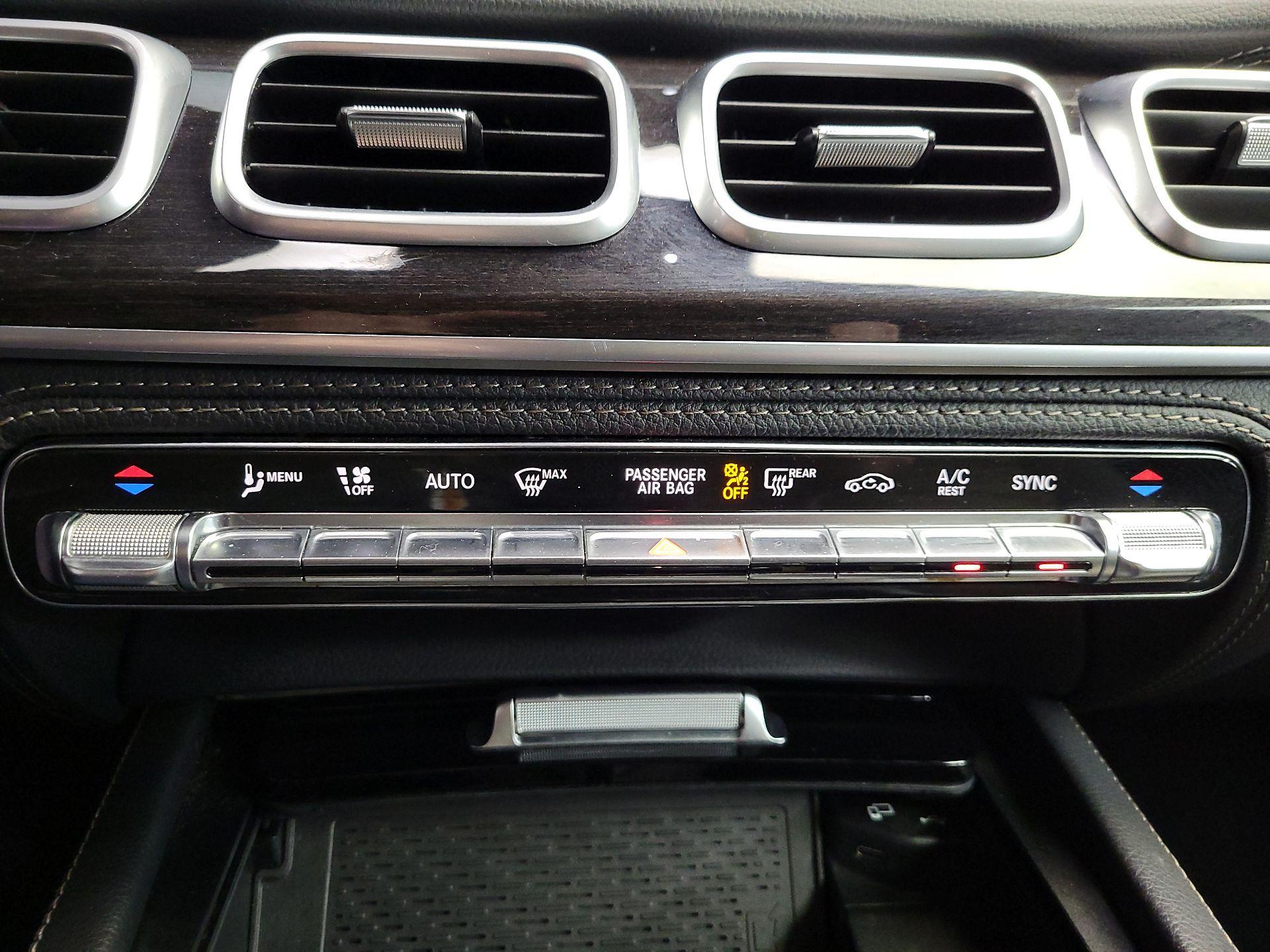 Thumbnail: 2020 Mercedes-Benz GLE - 17