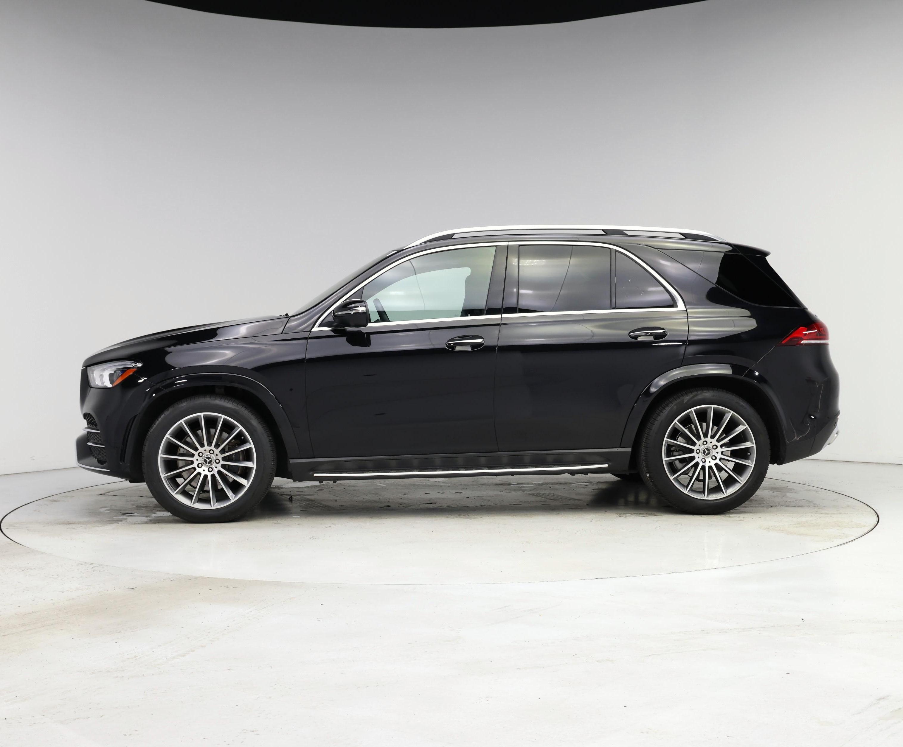 Thumbnail: 2020 Mercedes-Benz GLE - 3