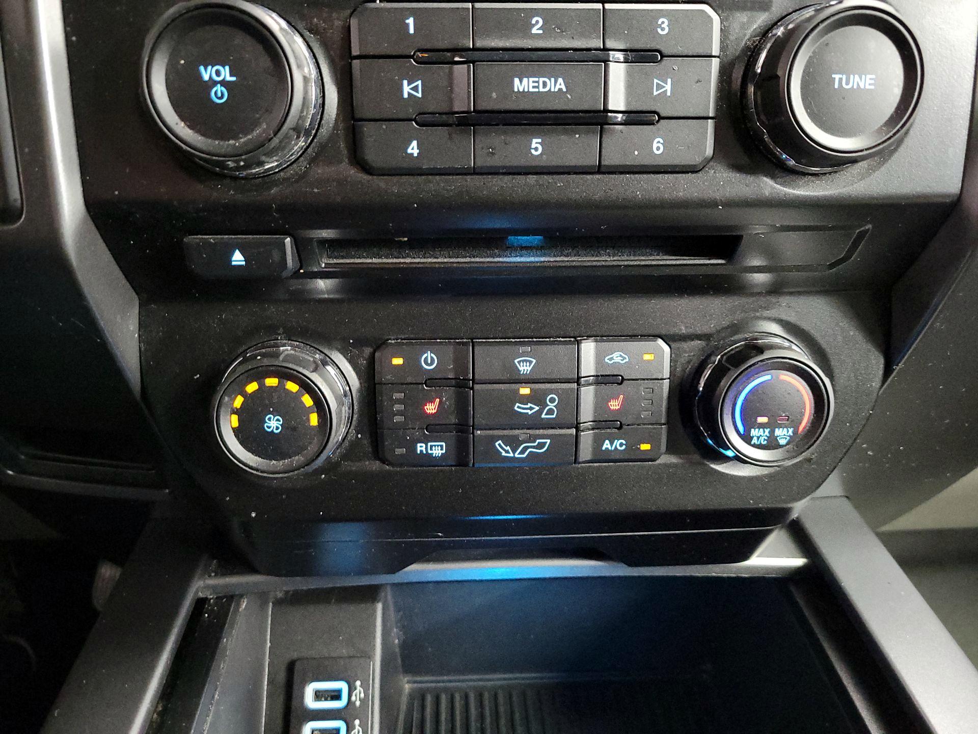 Thumbnail: 2017 Ford F-150 - 16