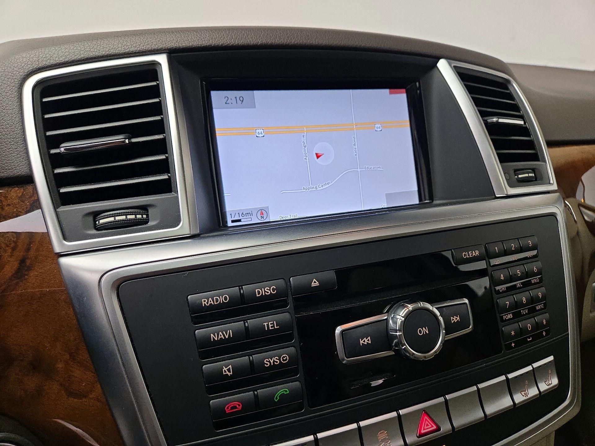 Thumbnail: 2015 Mercedes-Benz M-Class - 14