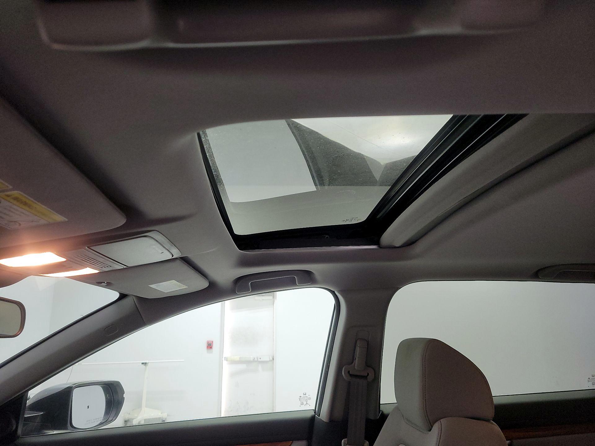 Thumbnail: 2018 Honda CR-V - 19