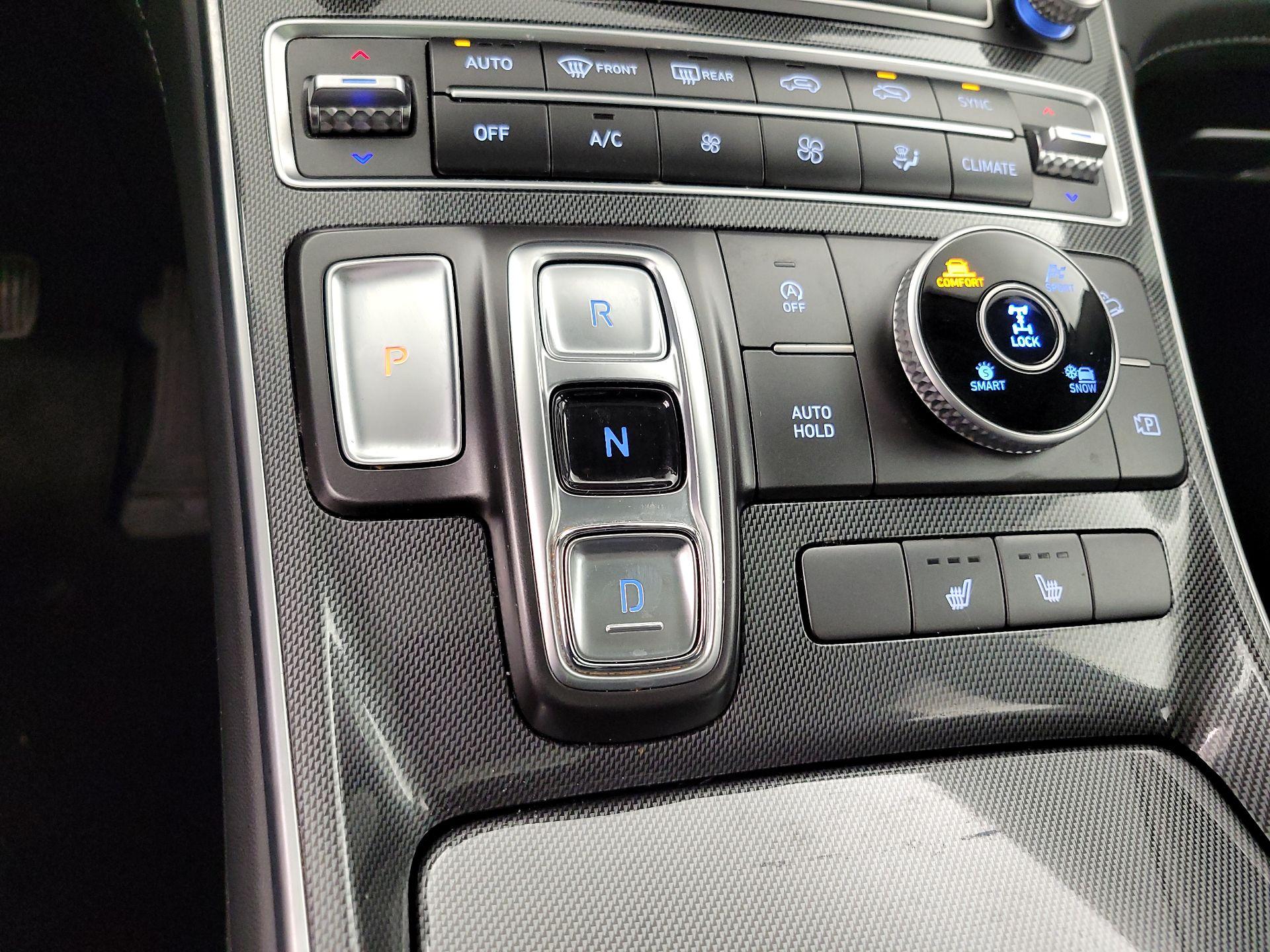 Thumbnail: 2021 Hyundai Santa Fe - 18