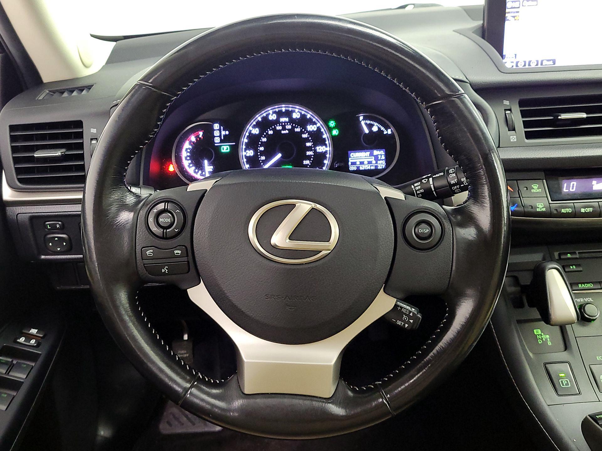 Thumbnail: 2017 Lexus CT - 10