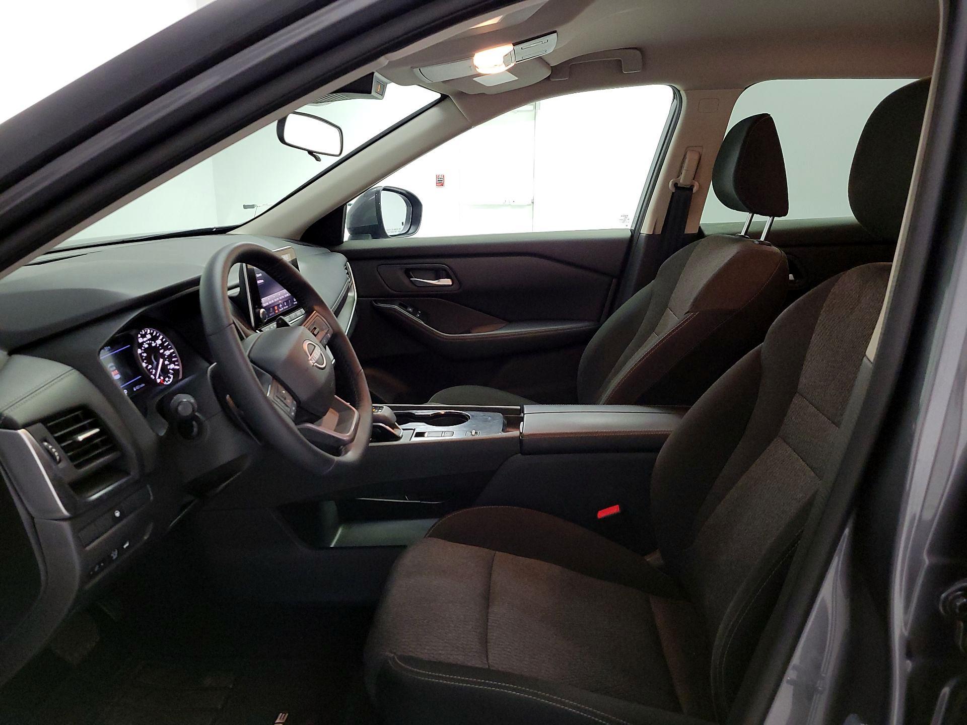 Thumbnail: 2025 Nissan Rogue - 11