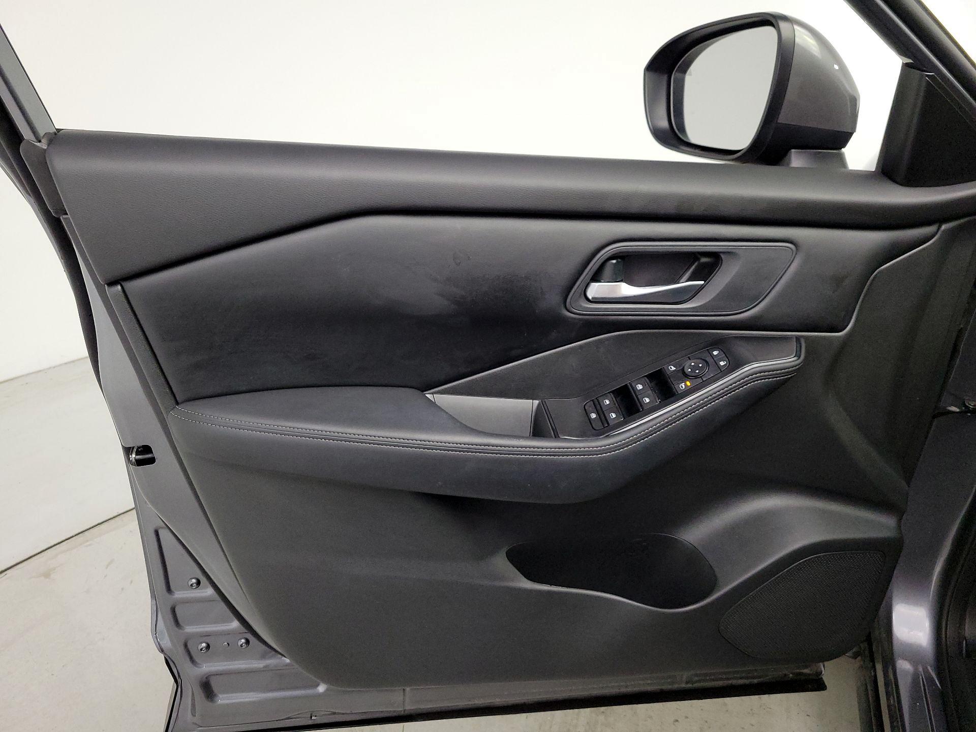 Thumbnail: 2025 Nissan Rogue - 12