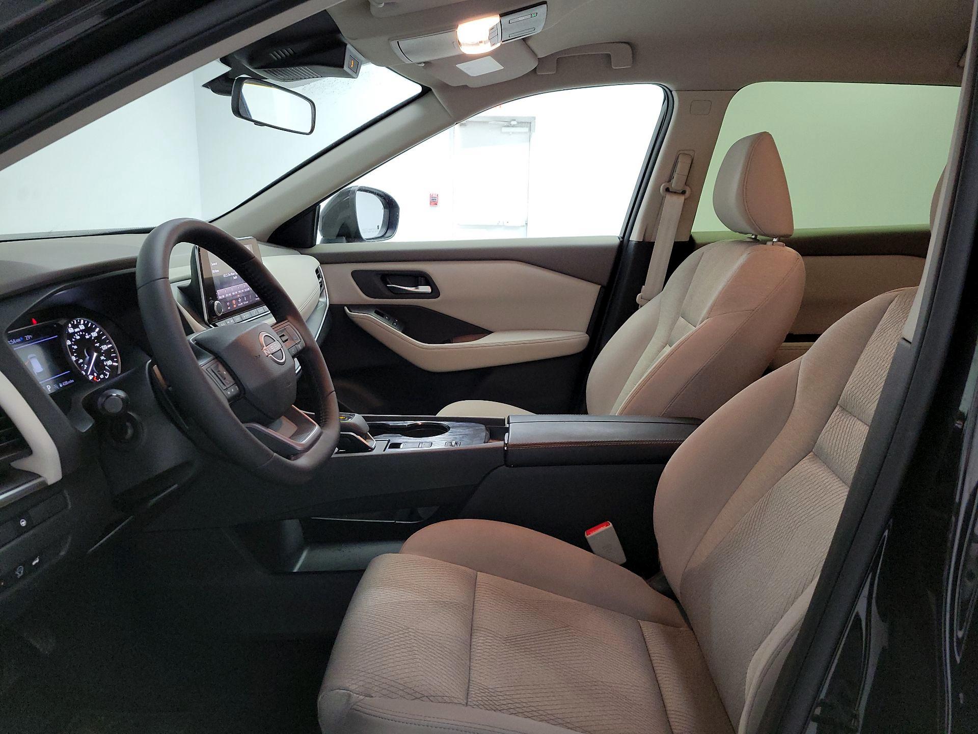 Thumbnail: 2025 Nissan Rogue - 11