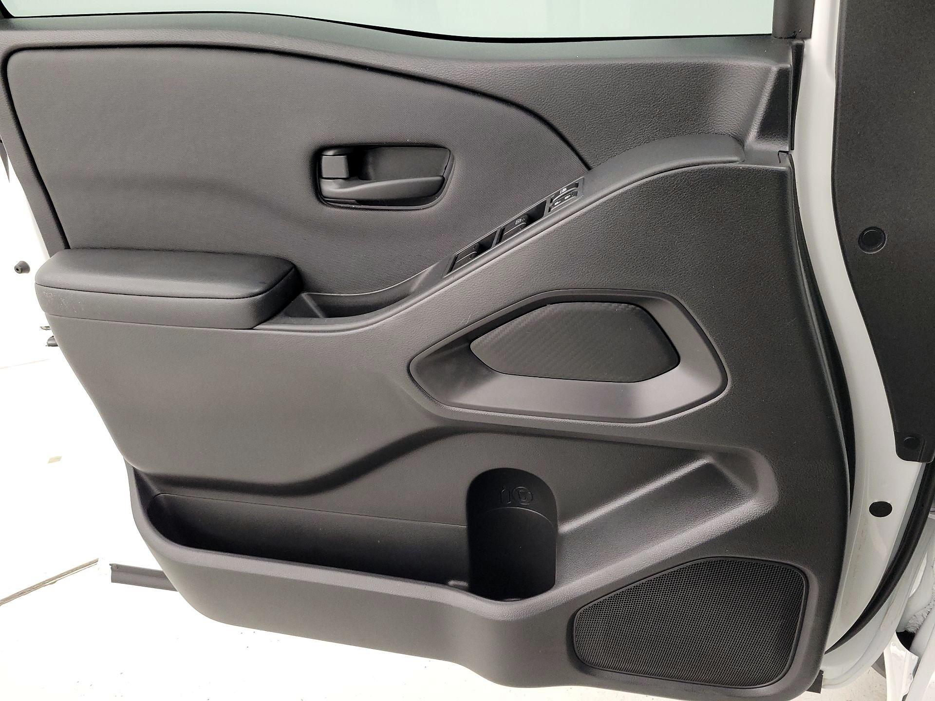 Thumbnail: 2024 Nissan Frontier - 12