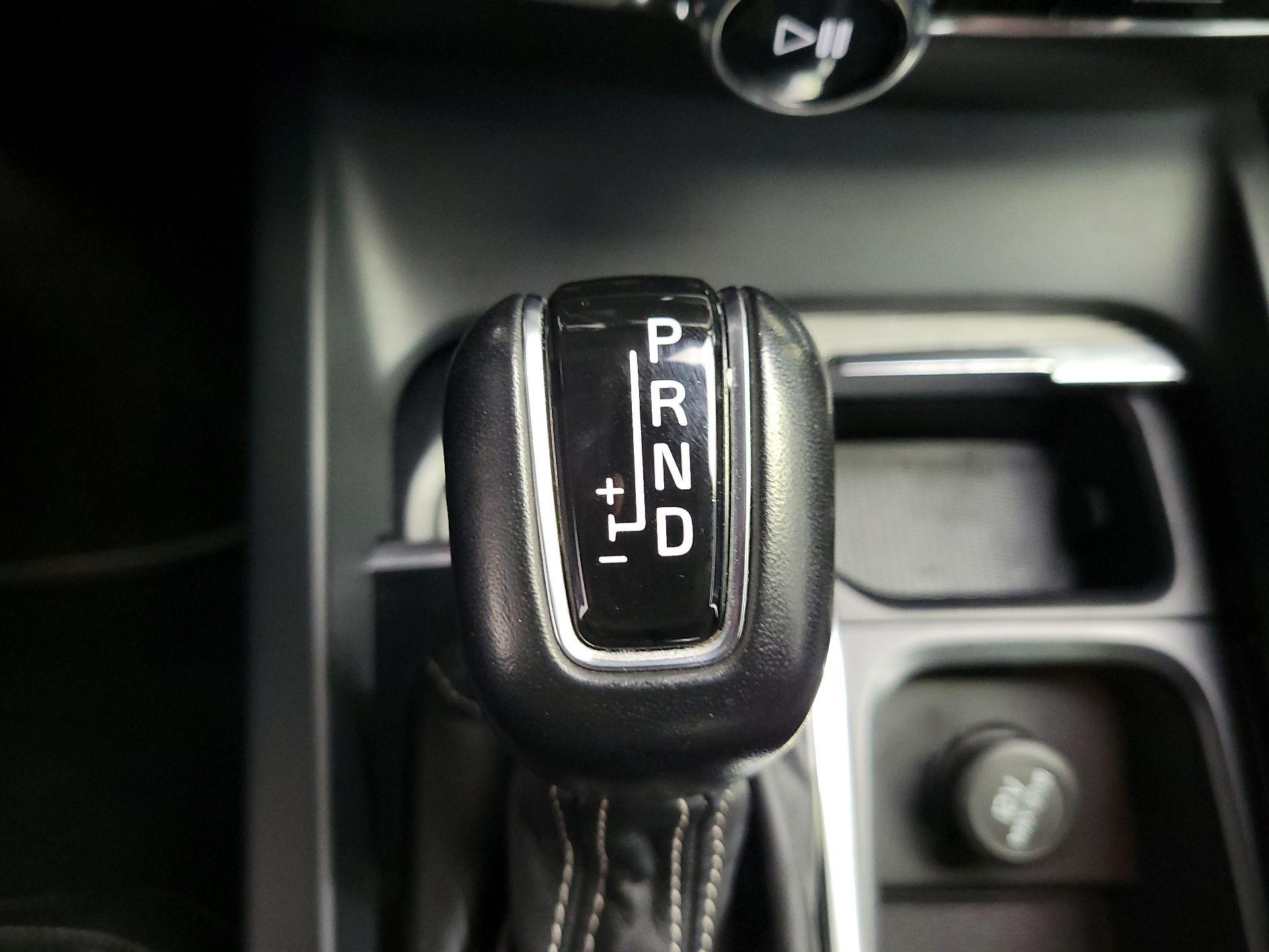 Thumbnail: 2020 Volvo S60 - 18