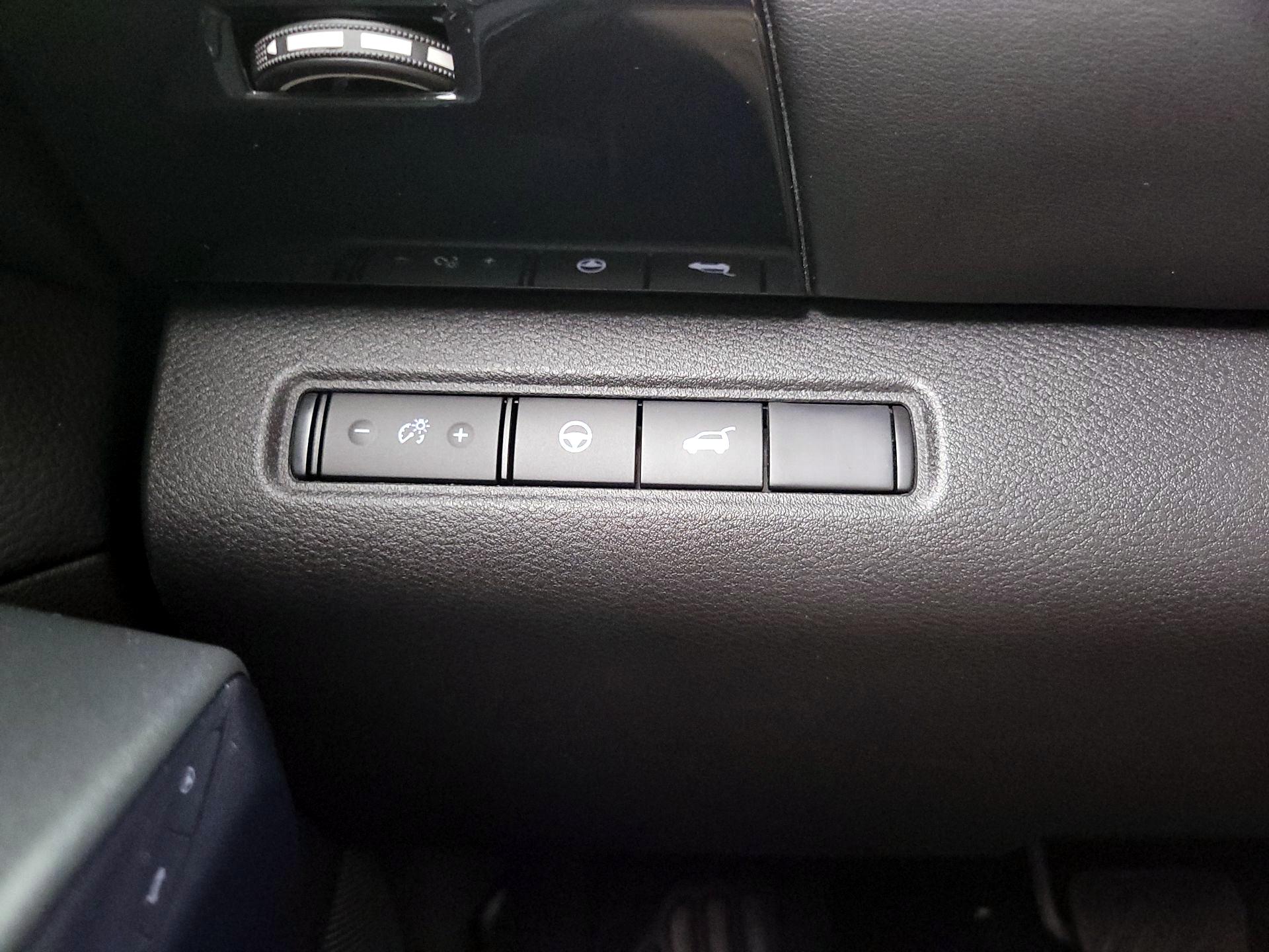 Thumbnail: 2025 Nissan Pathfinder - 13