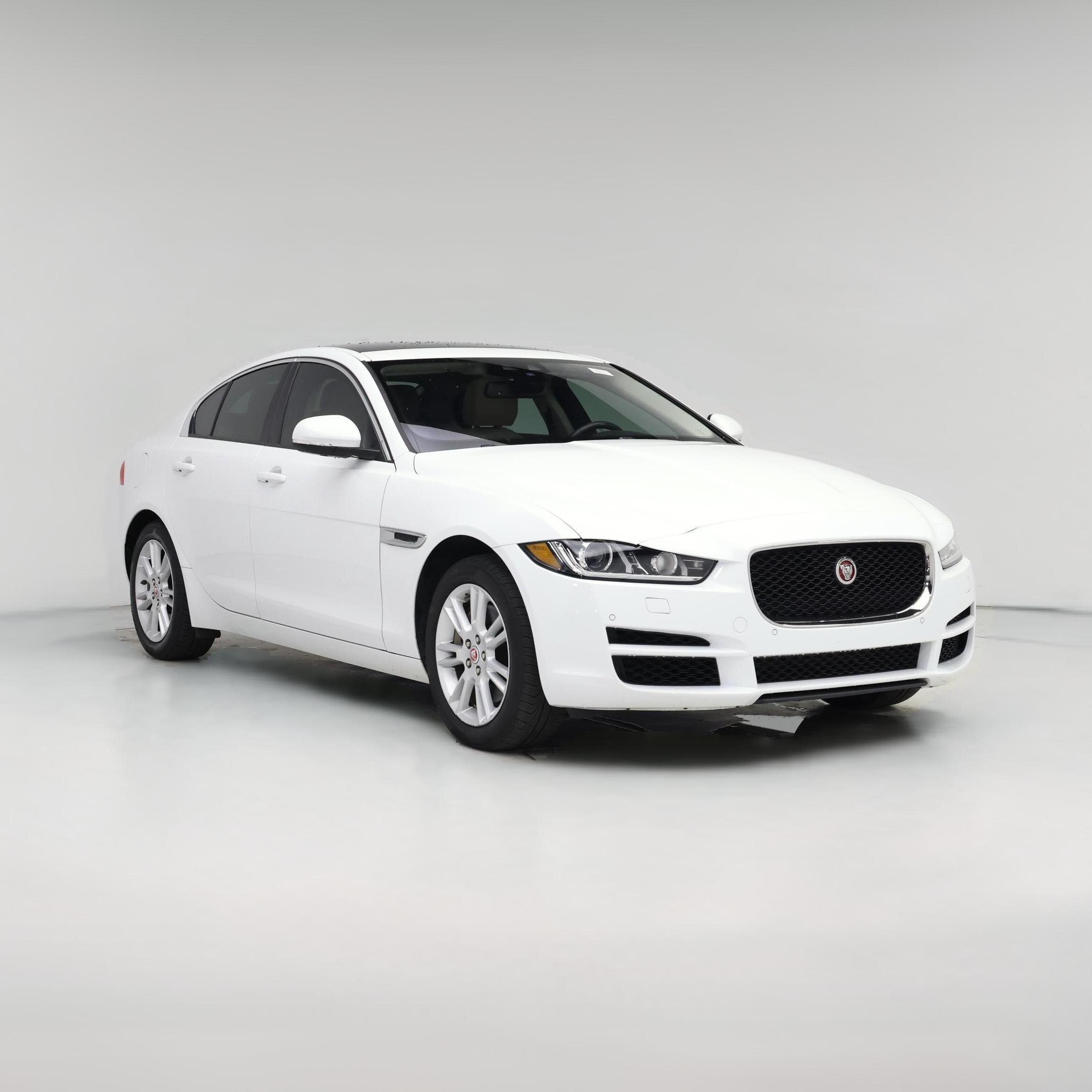 Thumbnail: 2018 Jaguar XE - 1