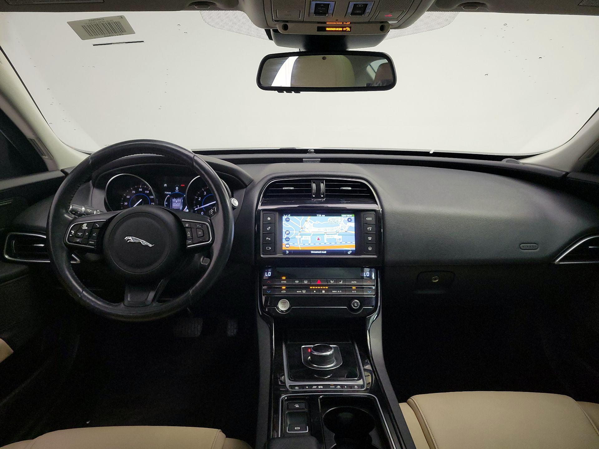 Thumbnail: 2018 Jaguar XE - 9