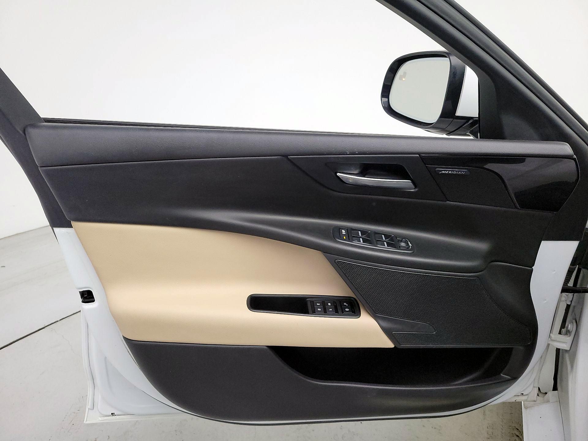 Thumbnail: 2018 Jaguar XE - 12