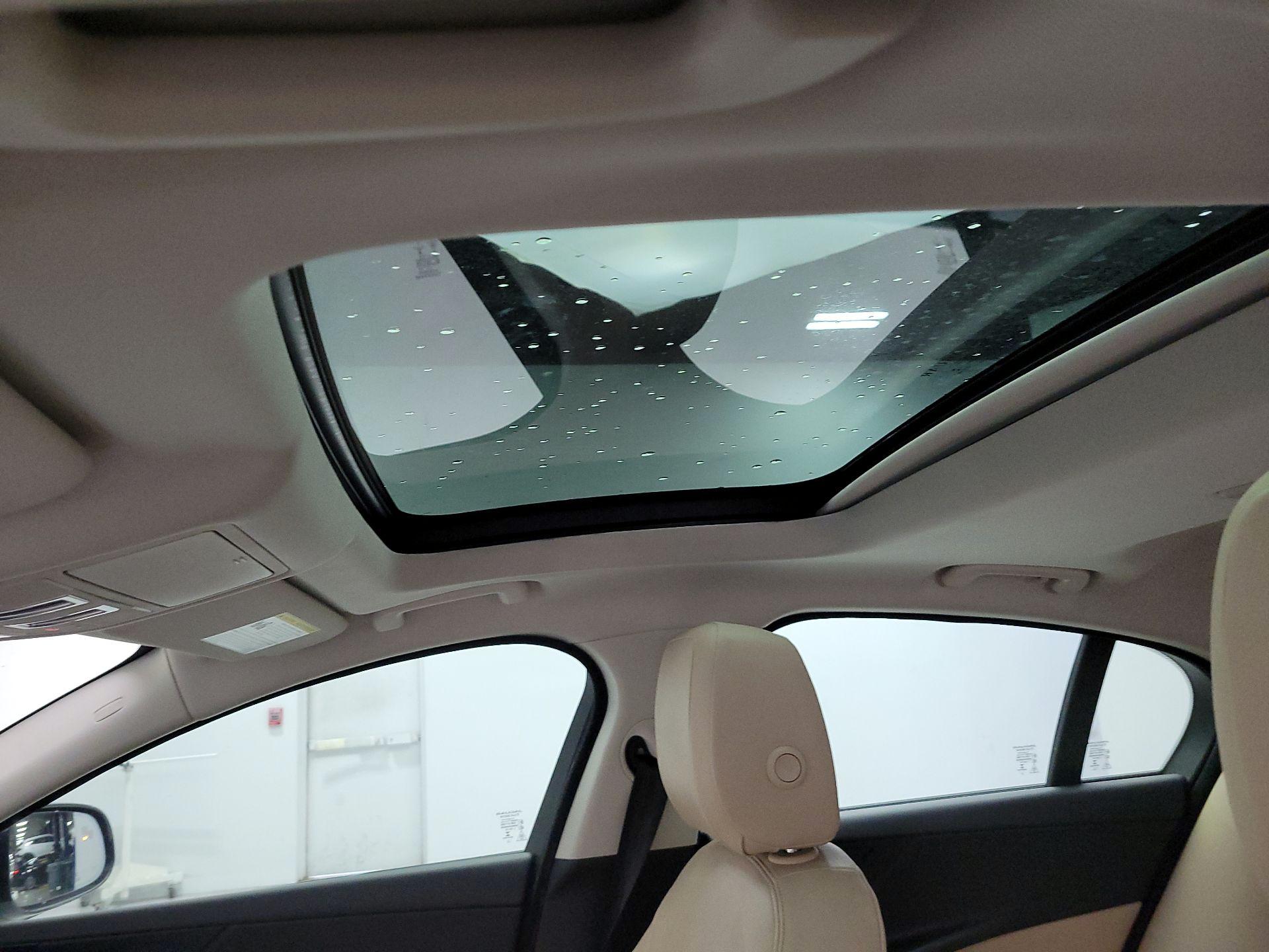 Thumbnail: 2018 Jaguar XE - 20