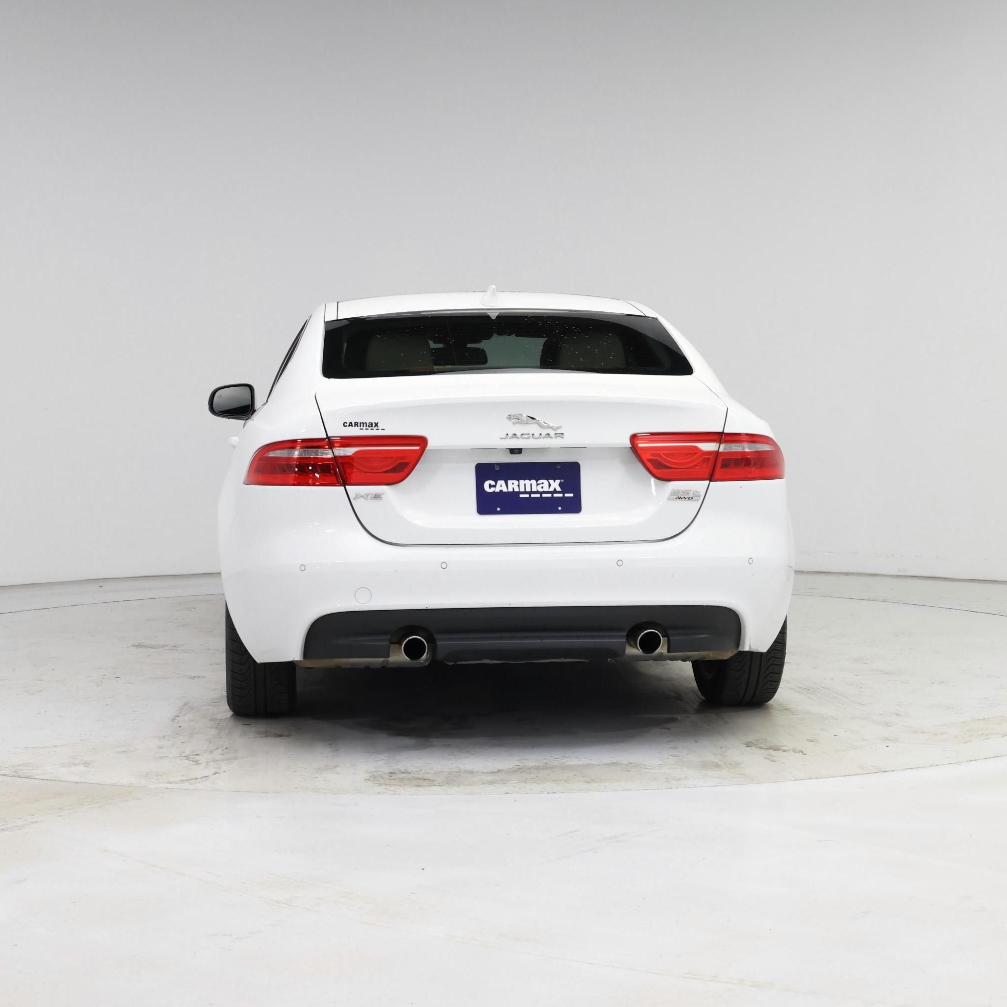 Thumbnail: 2018 Jaguar XE - 6