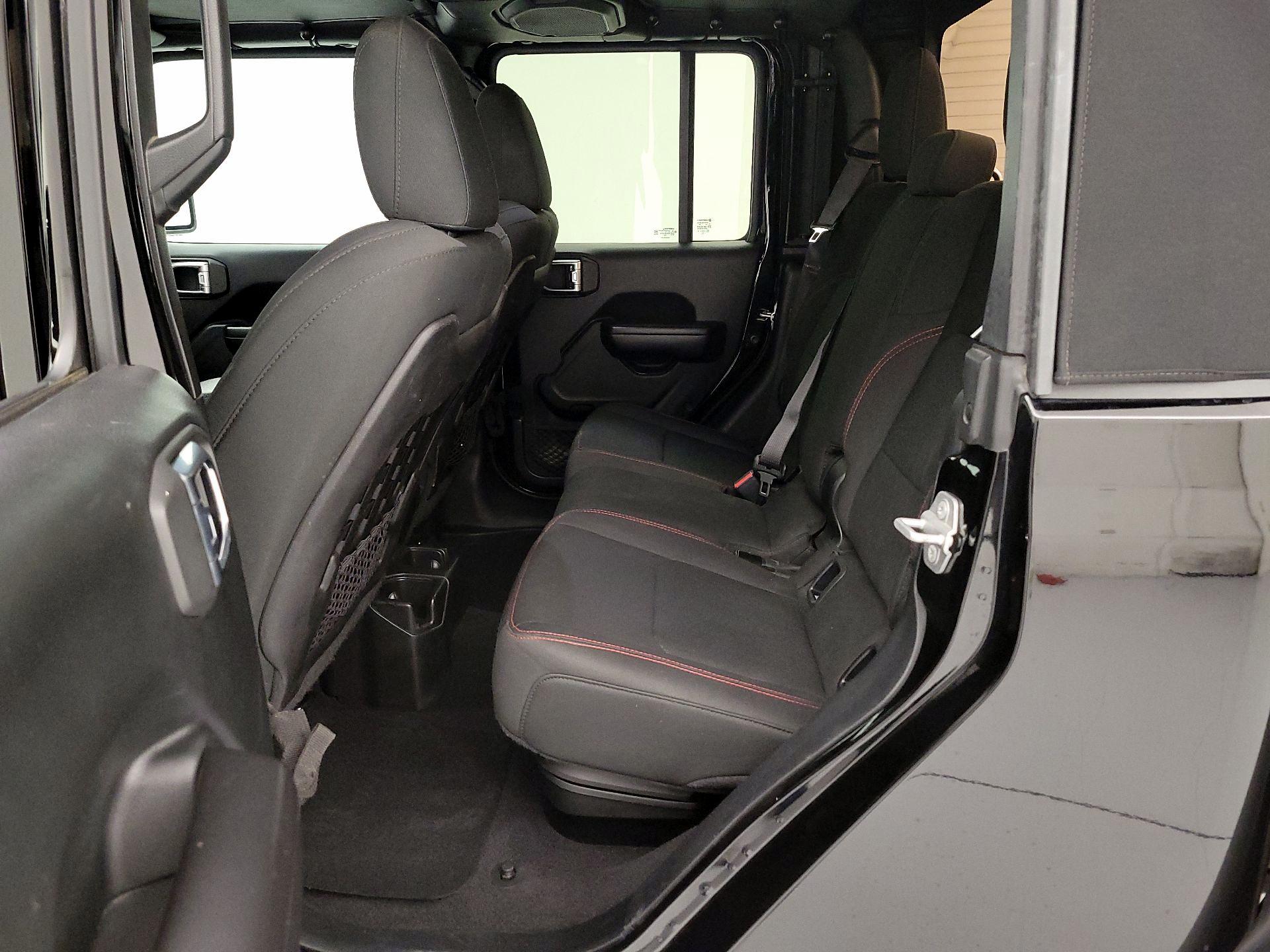 Thumbnail: 2020 Jeep Gladiator - 19