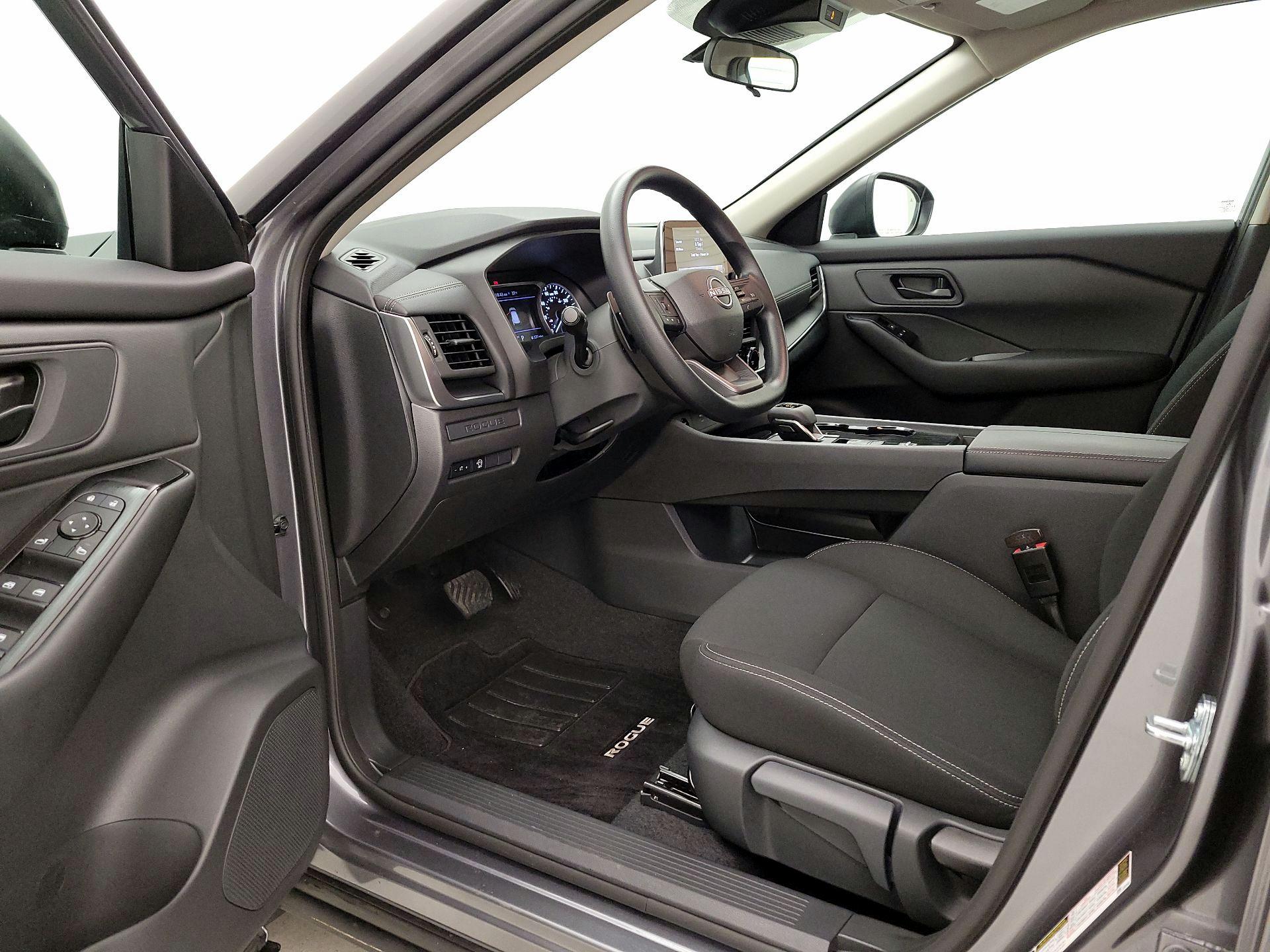 Thumbnail: 2025 Nissan Rogue - 11