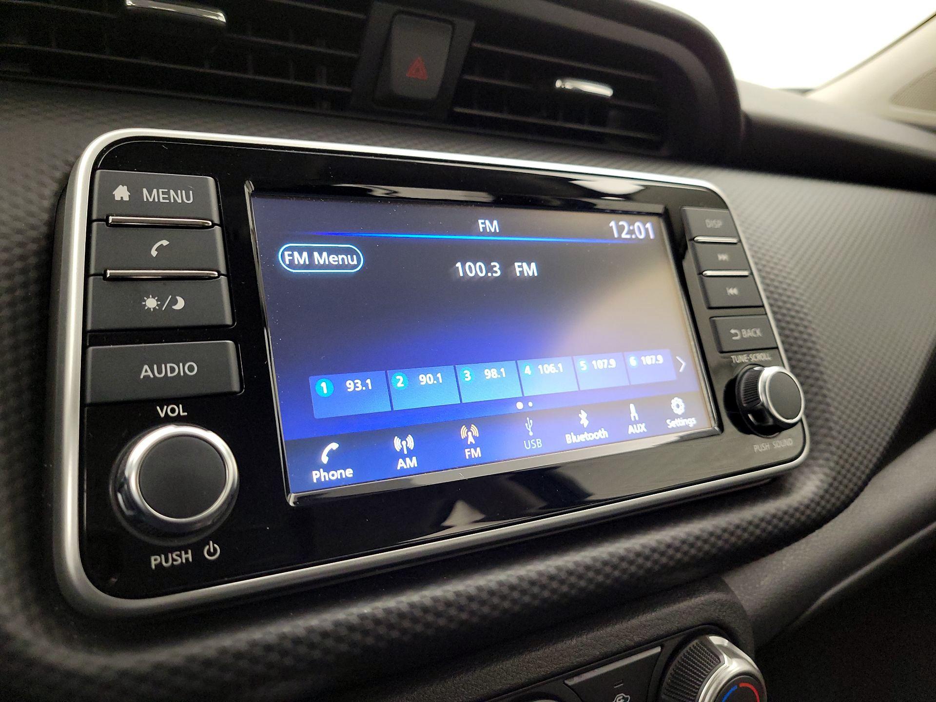 Thumbnail: 2025 Nissan Kicks - 15