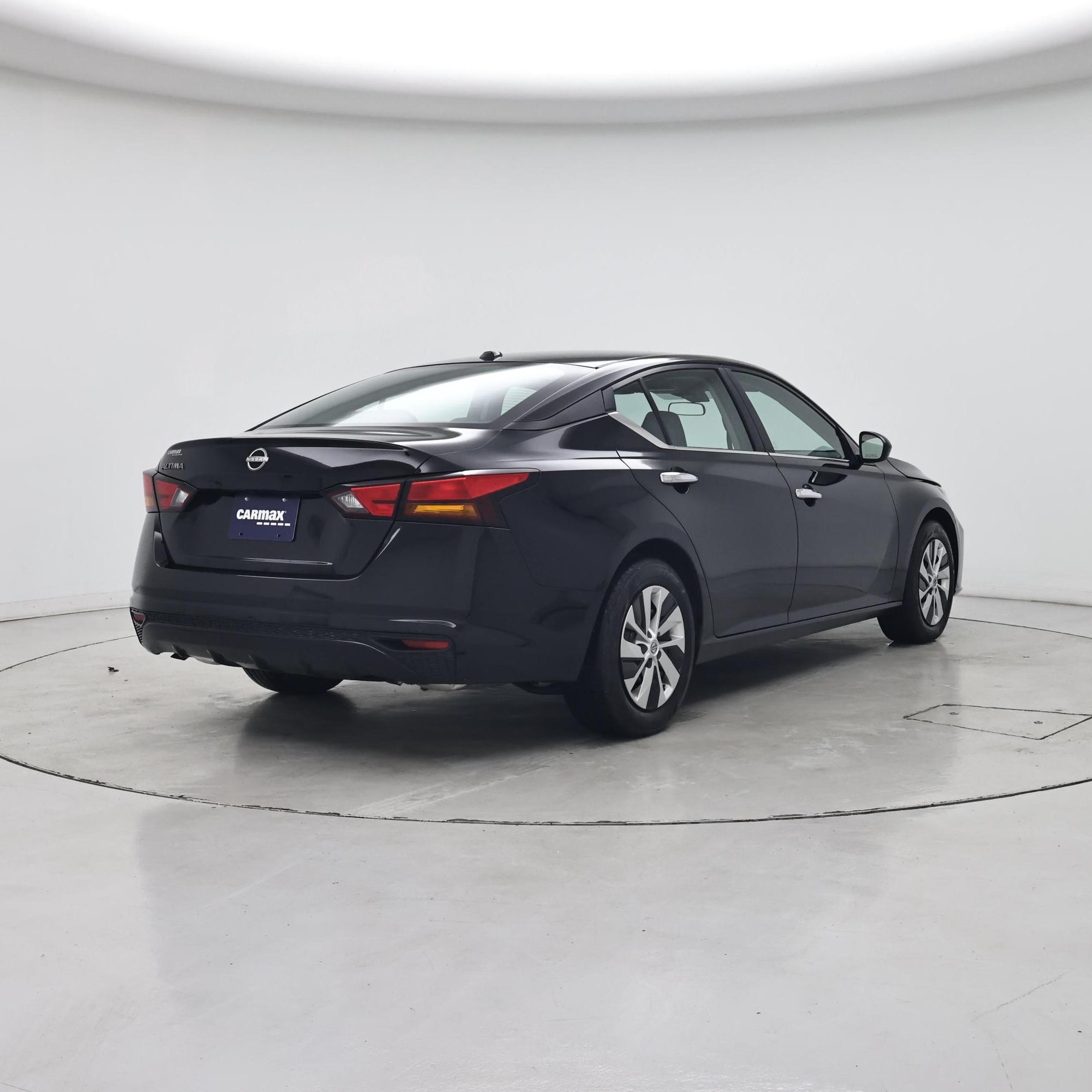 Thumbnail: 2025 Nissan Altima - 8