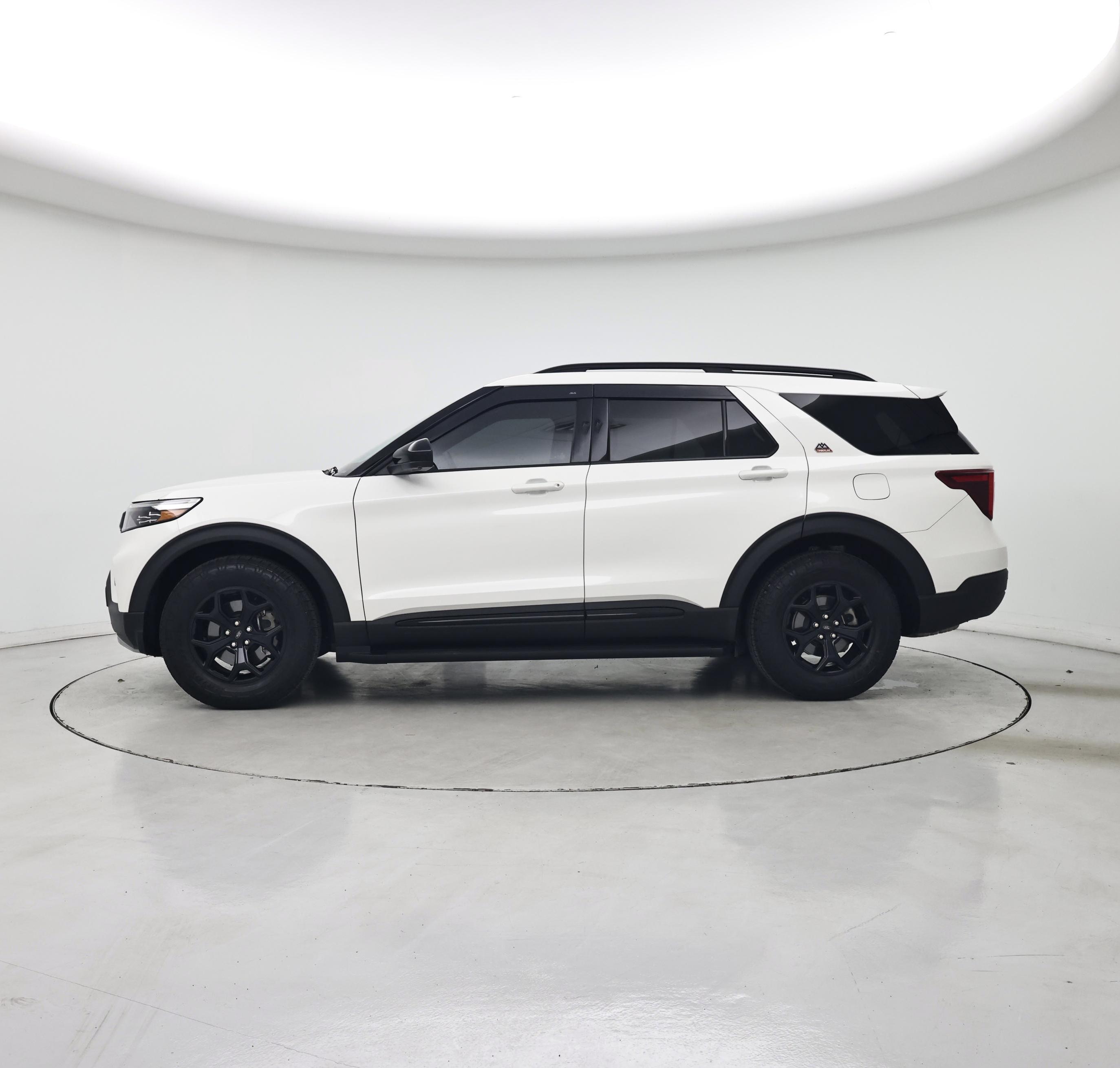 Thumbnail: 2023 Ford Explorer - 3