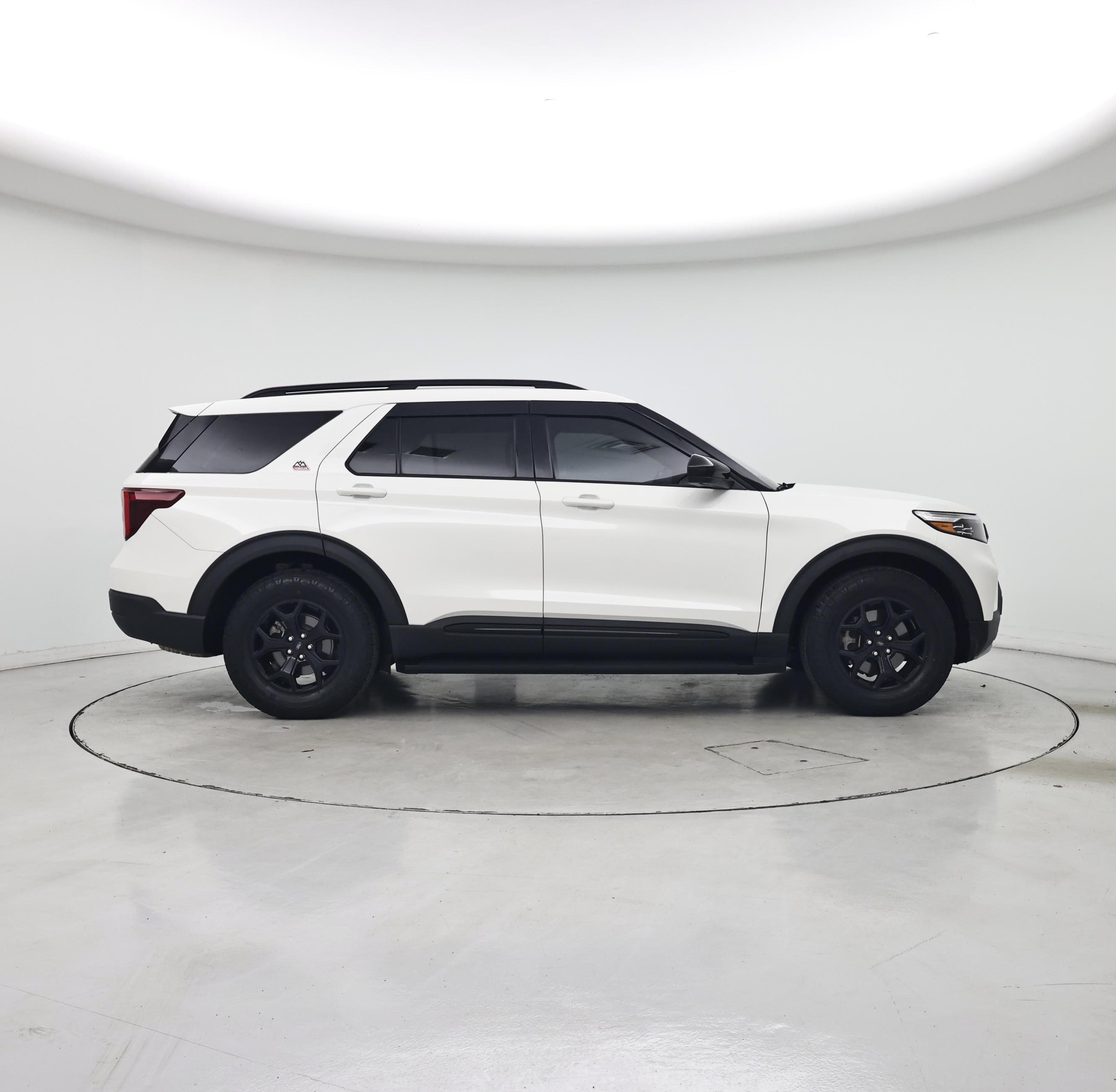 Thumbnail: 2023 Ford Explorer - 7
