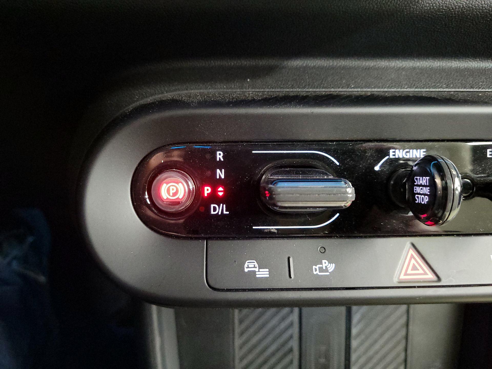 Thumbnail: 2025 MINI Cooper Hardtop - 16