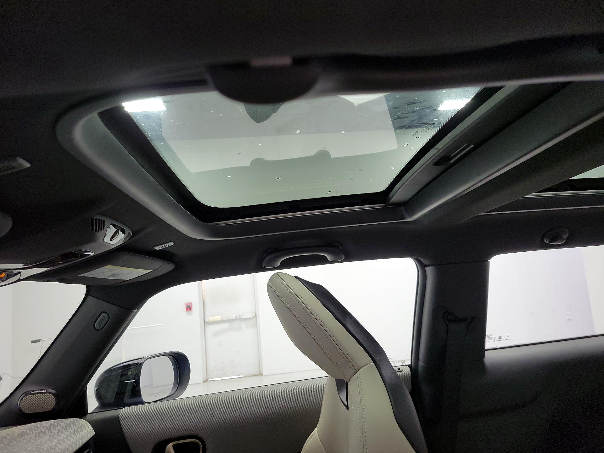 Thumbnail: 2025 MINI Cooper Hardtop - 18