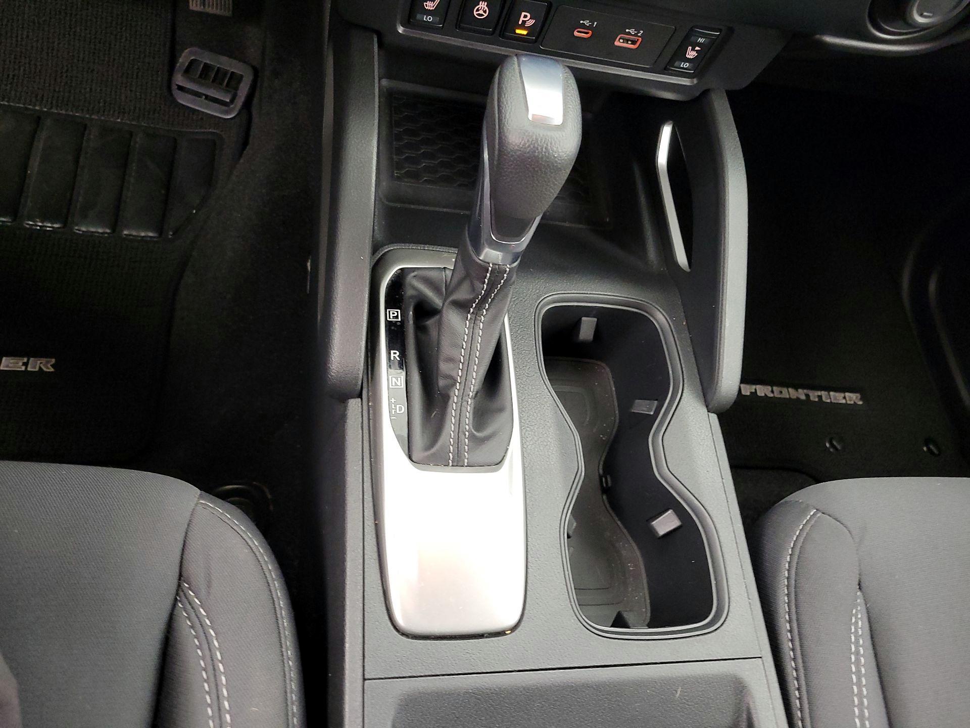 Thumbnail: 2022 Nissan Frontier - 17