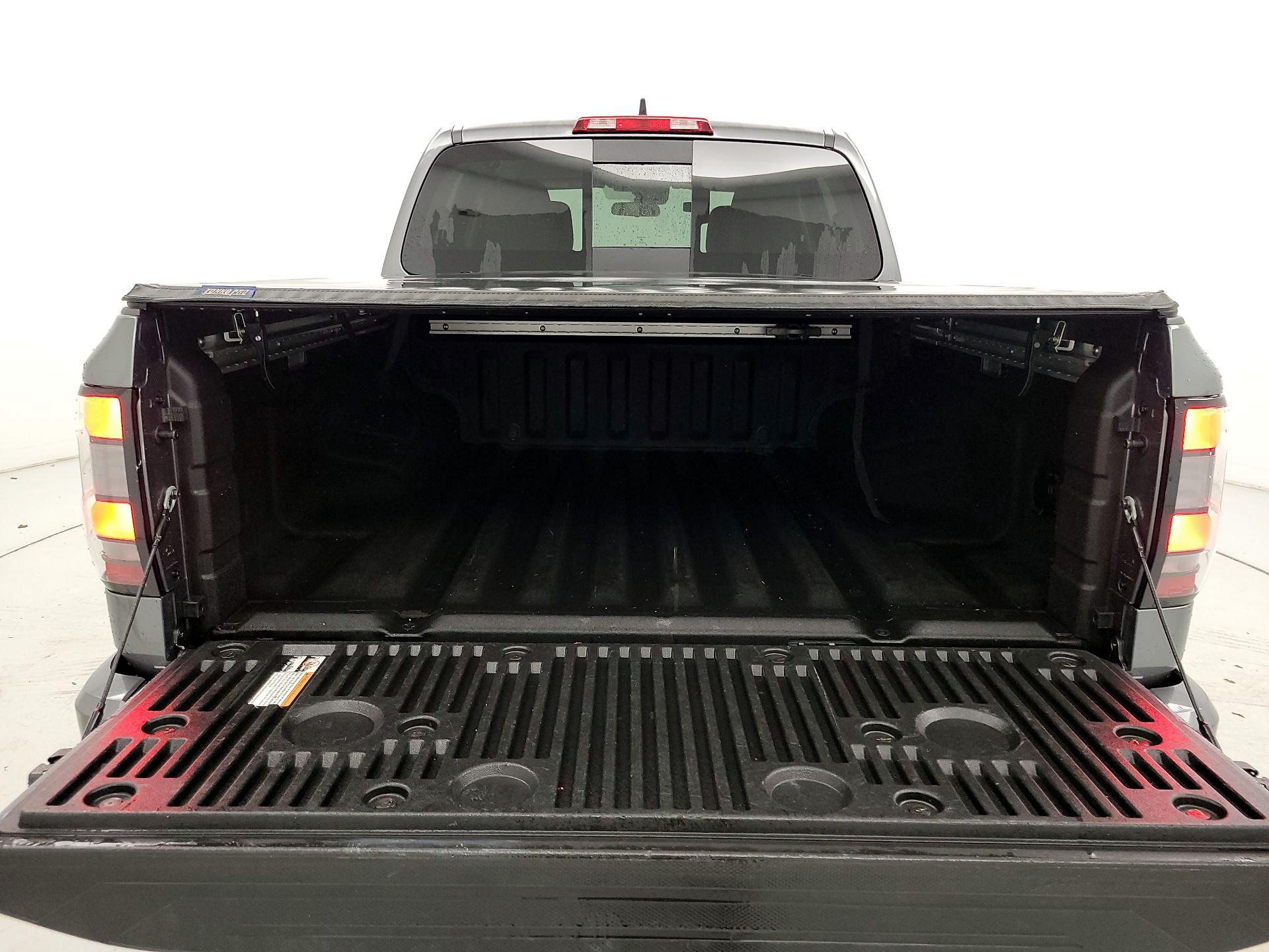 Thumbnail: 2022 Nissan Frontier - 20