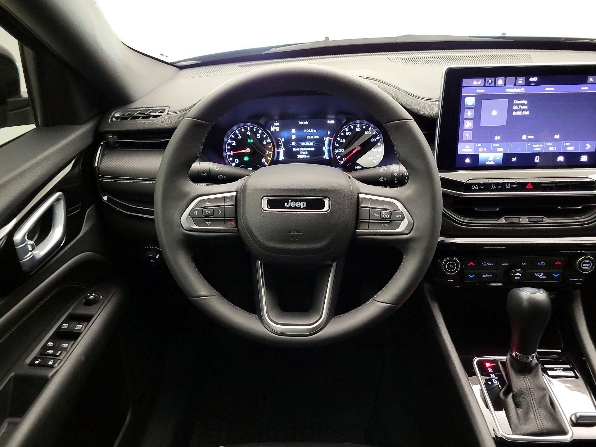 Thumbnail: 2023 Jeep Compass - 10