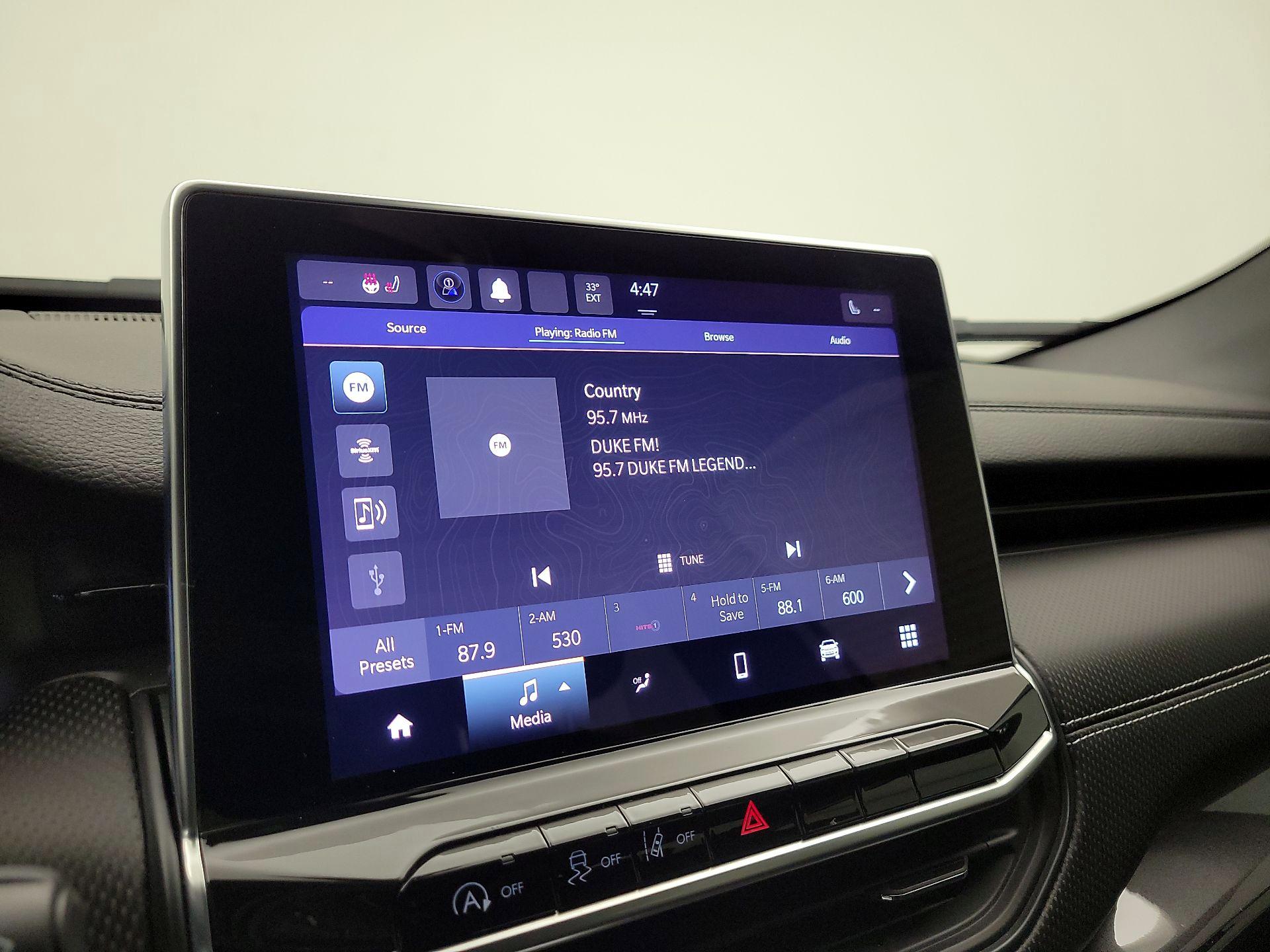 Thumbnail: 2023 Jeep Compass - 15