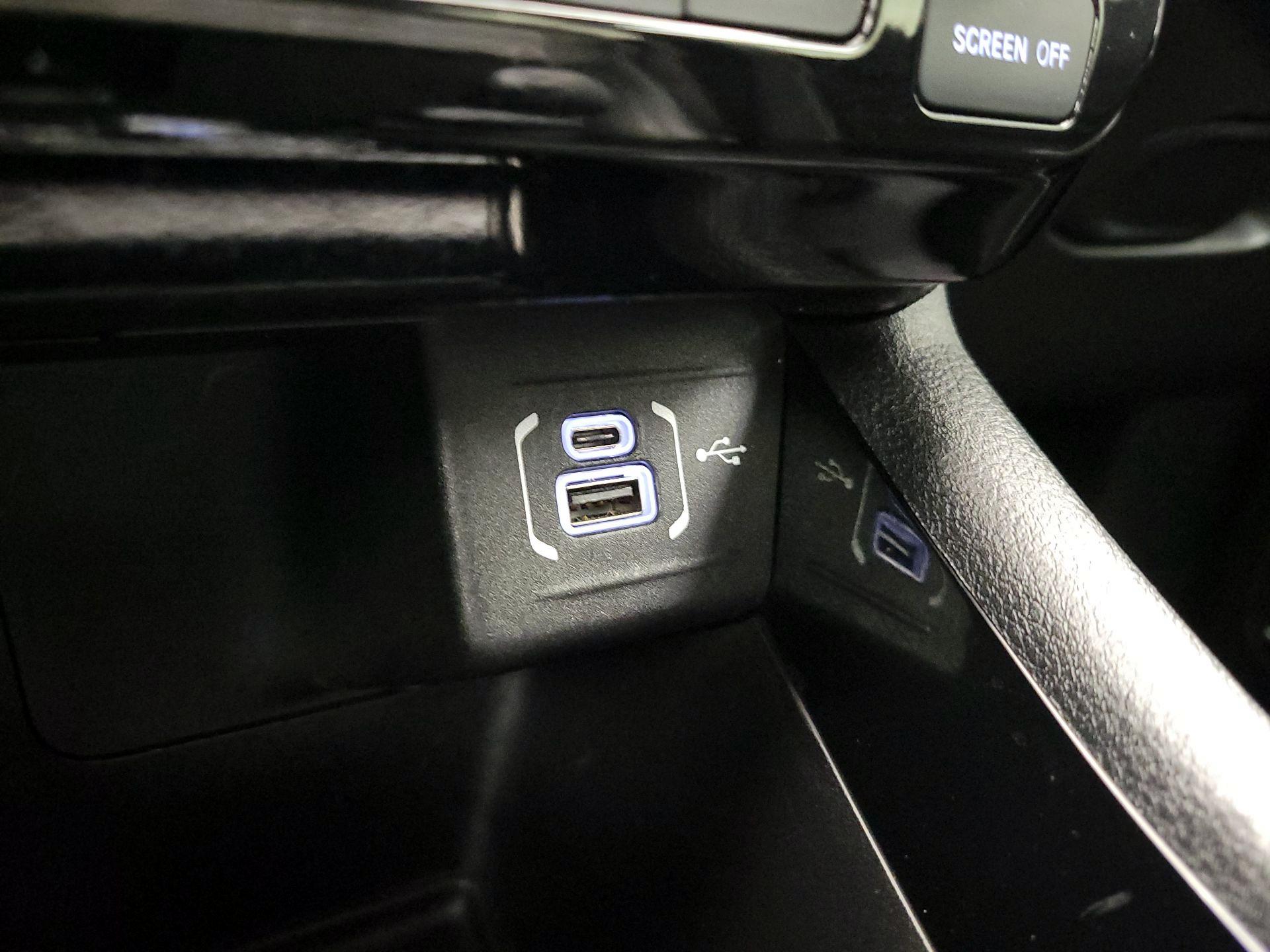 Thumbnail: 2023 Jeep Compass - 18