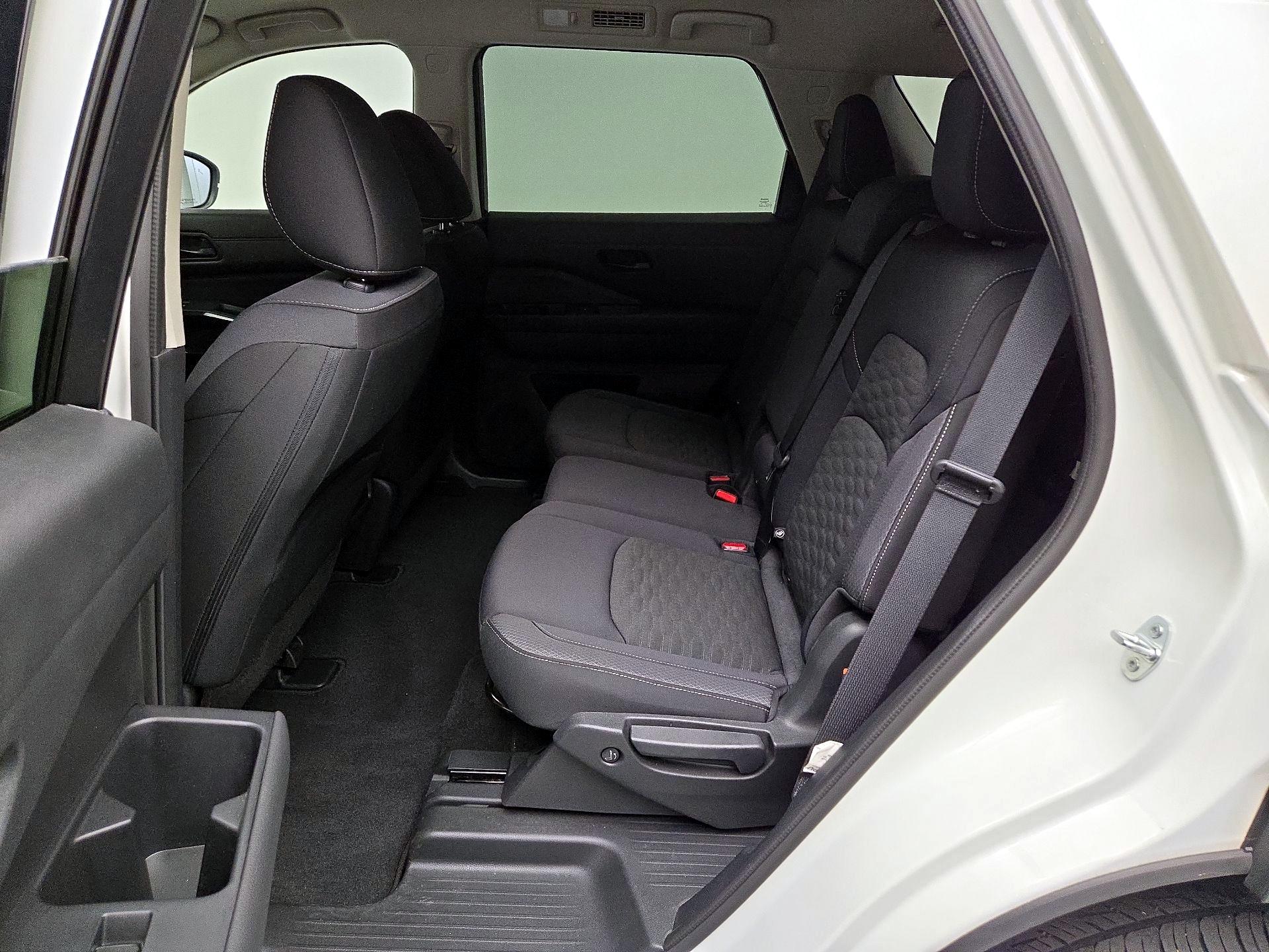 Thumbnail: 2024 Nissan Pathfinder - 19