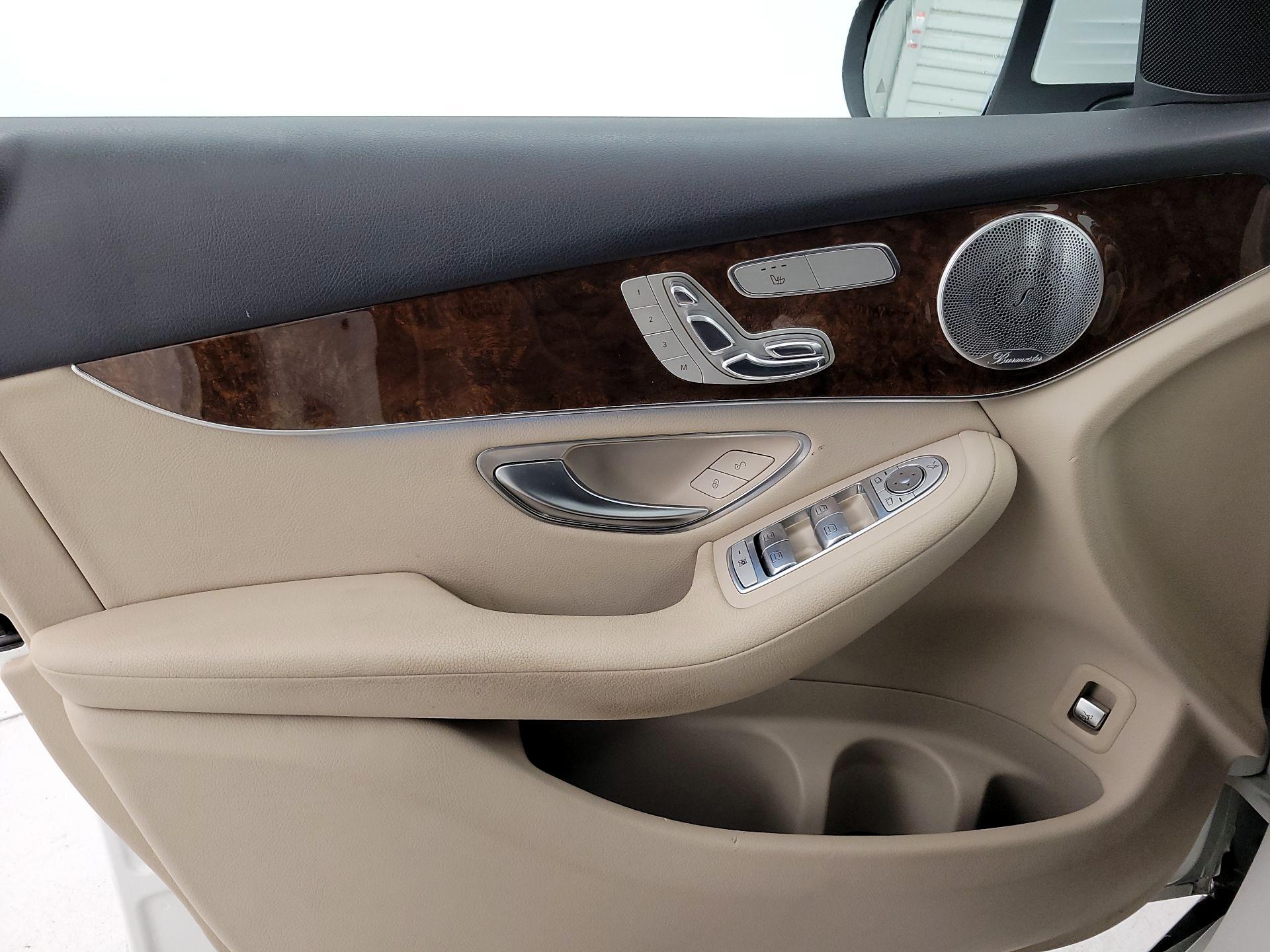 Thumbnail: 2017 Mercedes-Benz GLC - 12