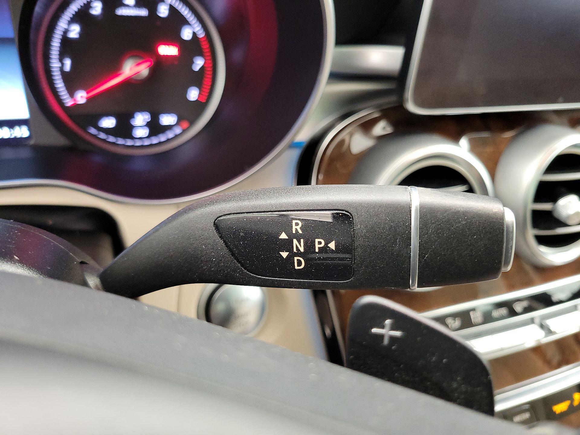 Thumbnail: 2017 Mercedes-Benz GLC - 18