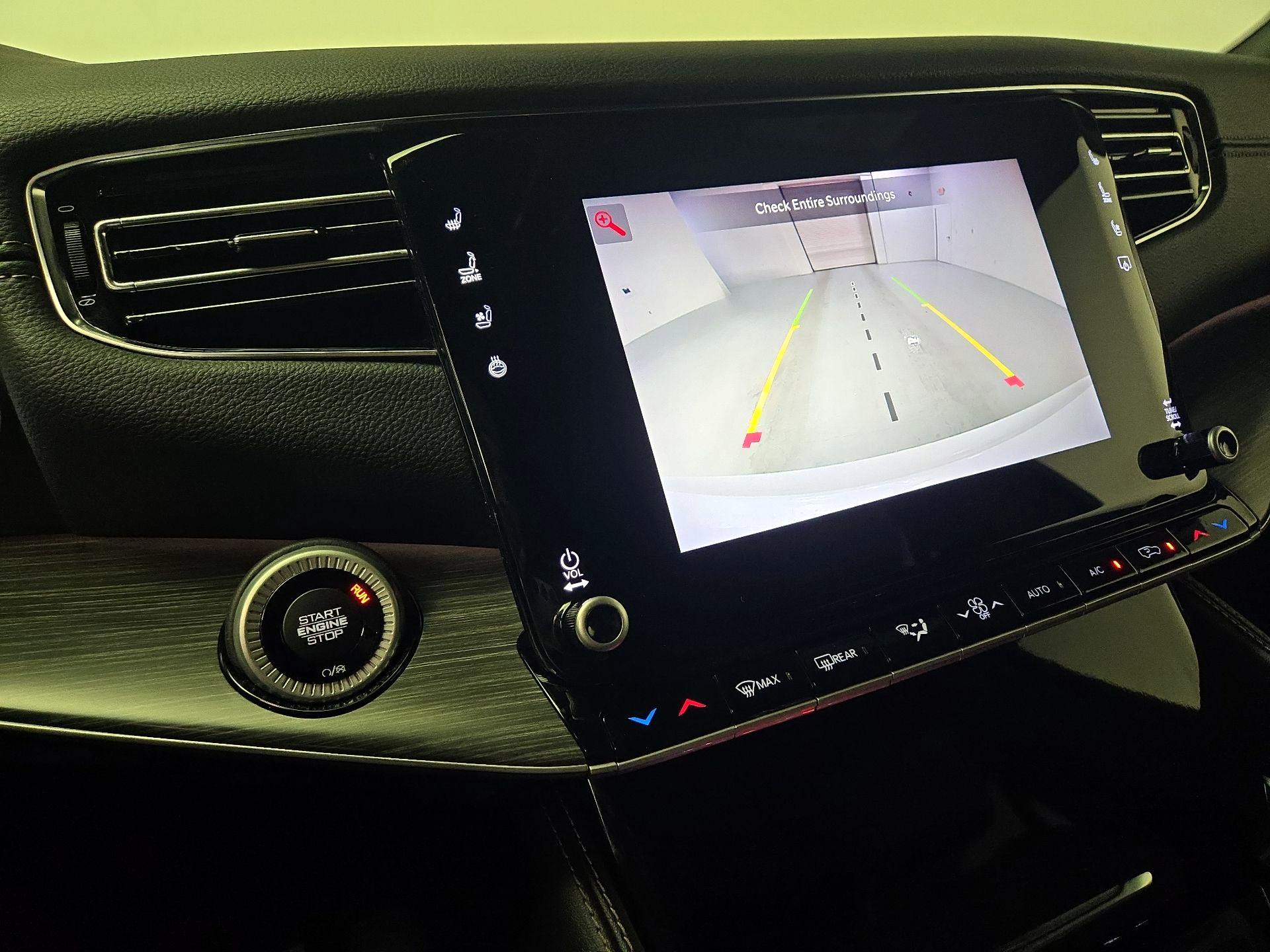 Thumbnail: 2023 Jeep Wagoneer - 15