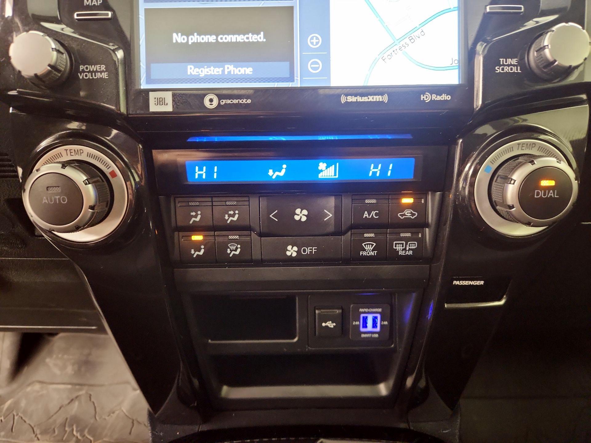 Thumbnail: 2022 Toyota 4Runner - 17