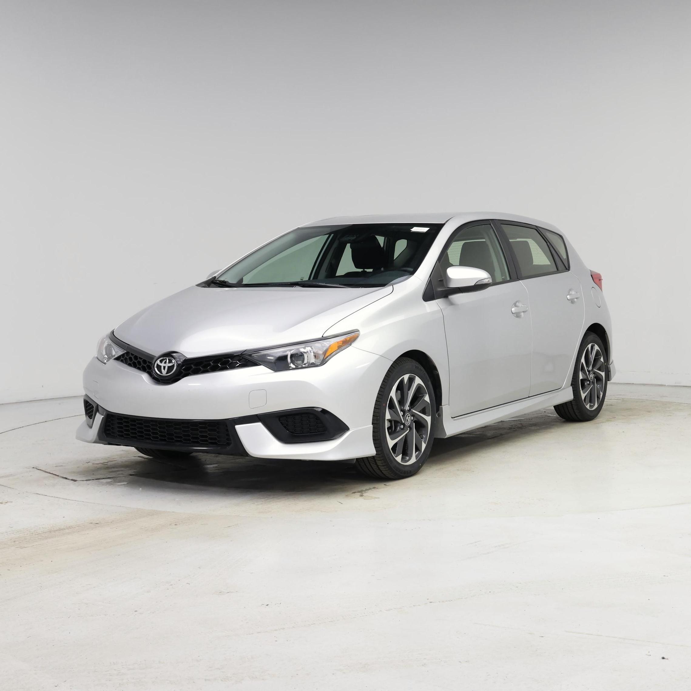 Thumbnail: 2017 Toyota Corolla iM - 4