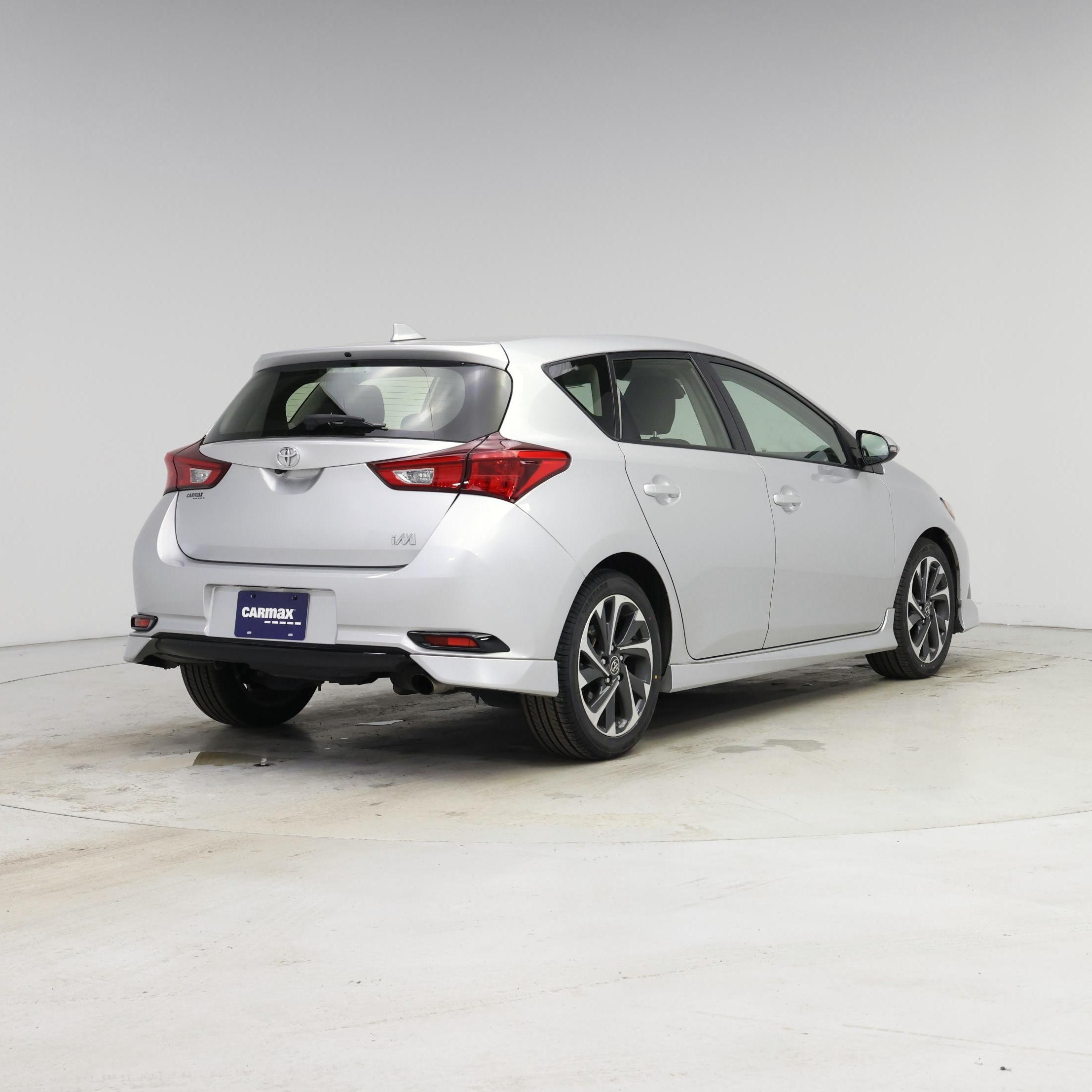 Thumbnail: 2017 Toyota Corolla iM - 8