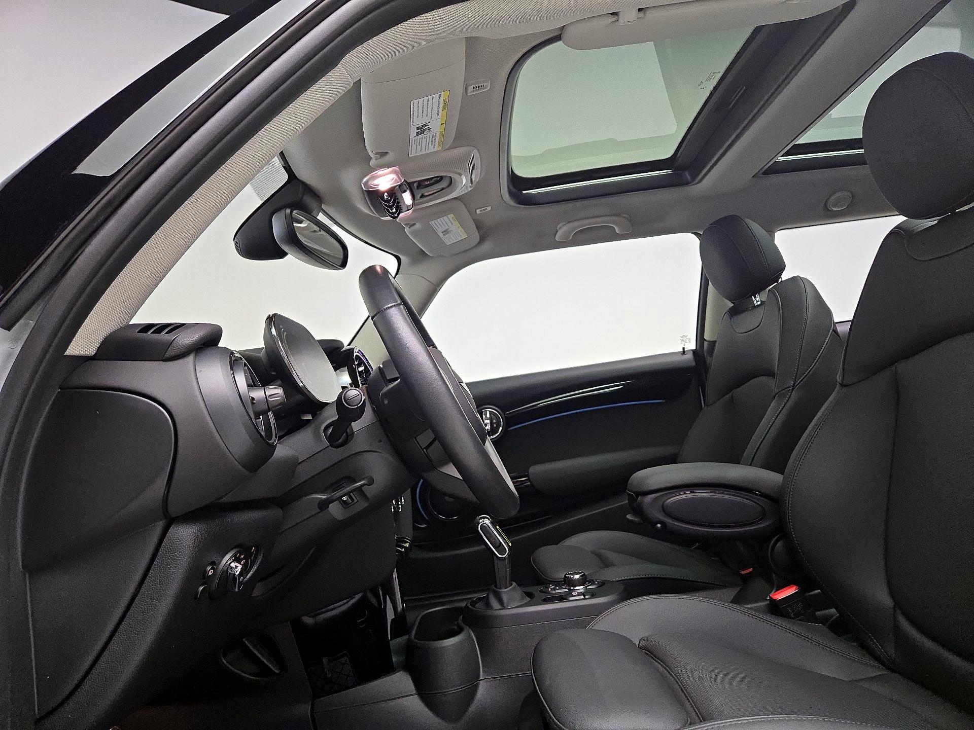 Thumbnail: 2024 MINI Cooper Hardtop - 20