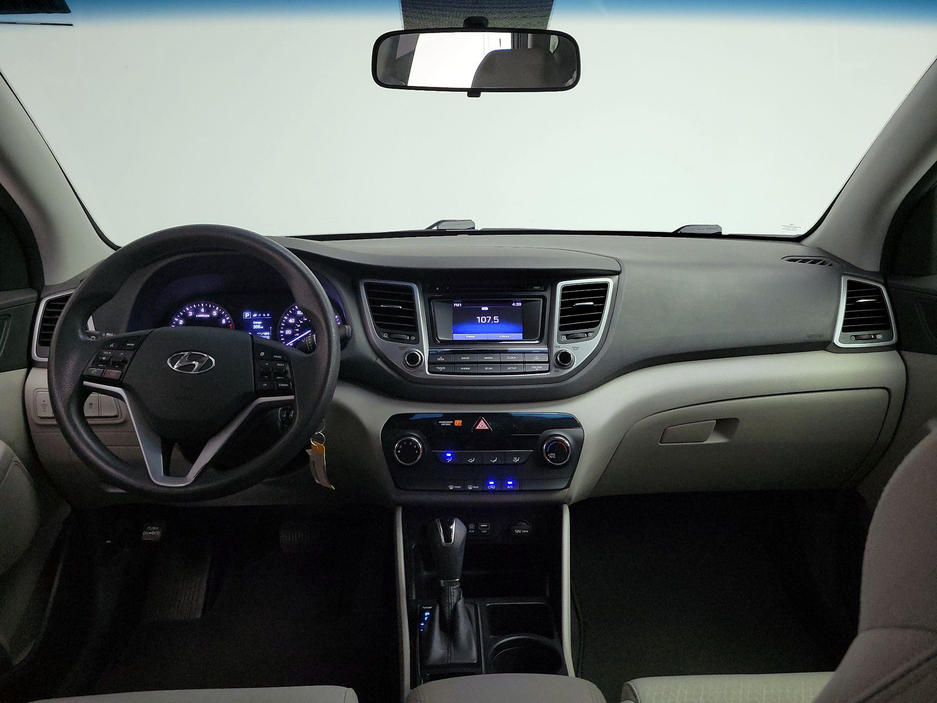 Thumbnail: 2017 Hyundai Tucson - 9