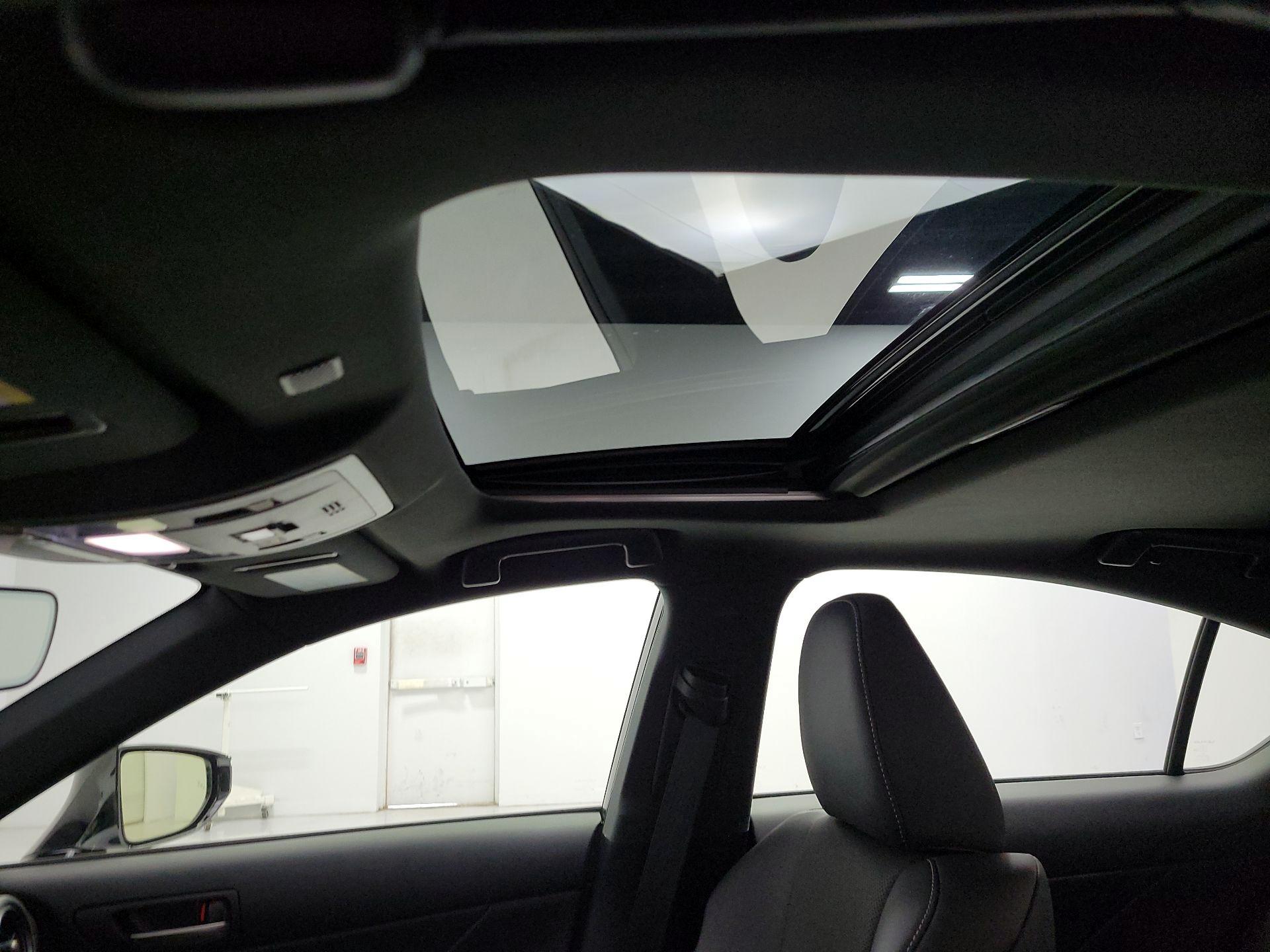 Thumbnail: 2025 Lexus IS - 20