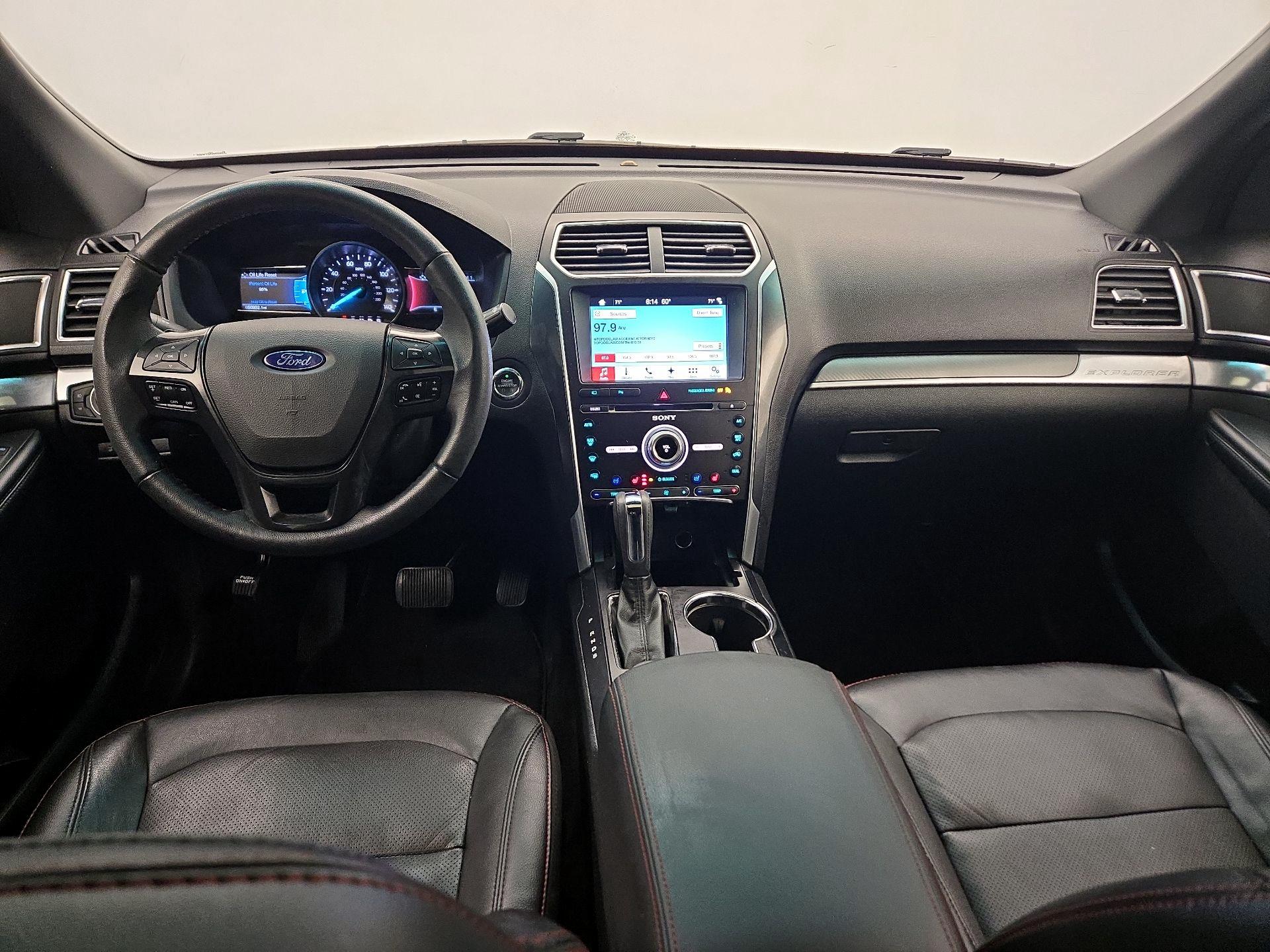 Thumbnail: 2017 Ford Explorer - 9