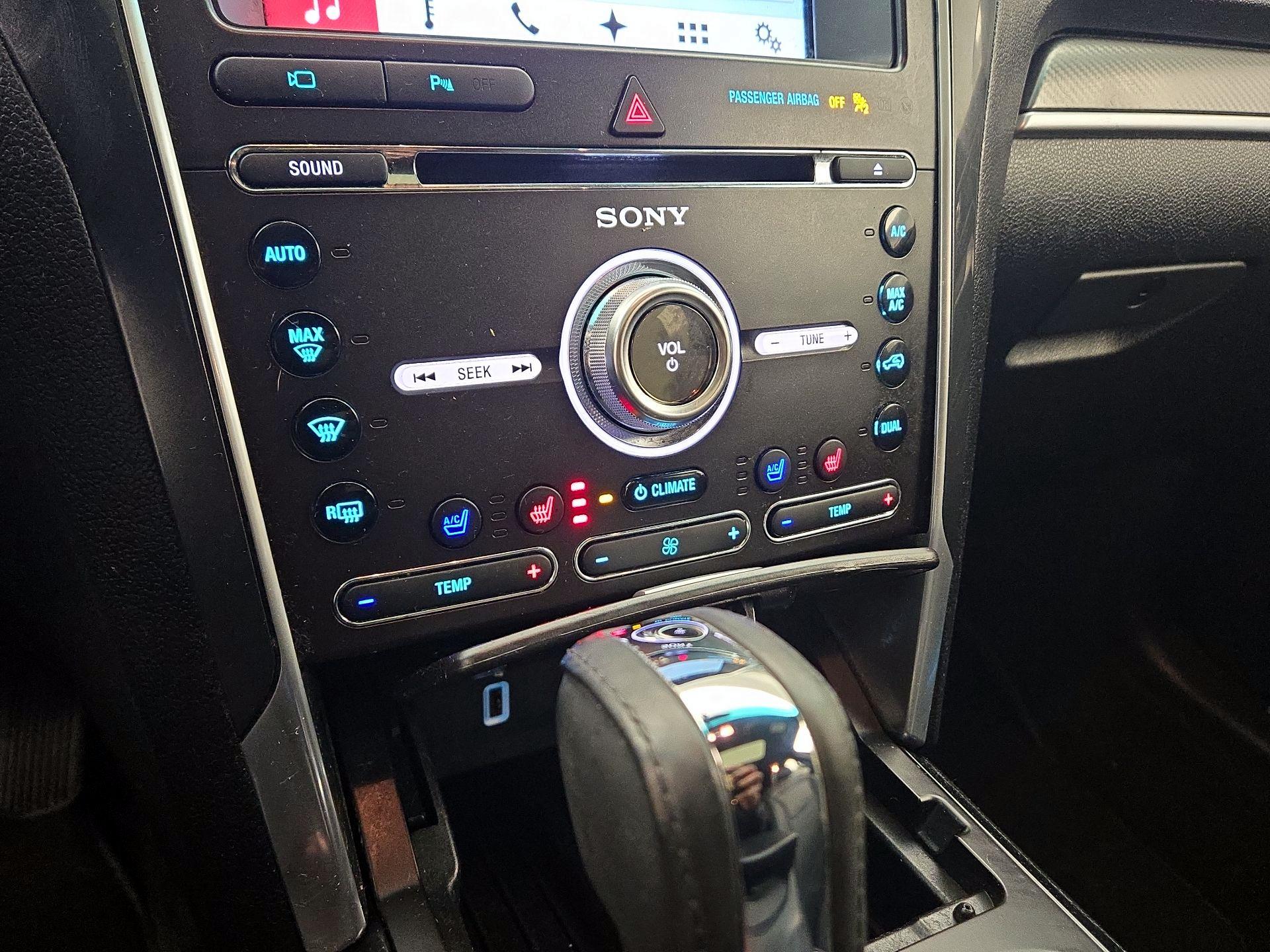 Thumbnail: 2017 Ford Explorer - 16